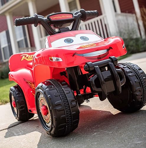 Miniatura 2 de Kid Trax - Cuatriciclo de juguete para montar con diseño de Rayo McQueen de Disney Cars para niños pequeños de 1 año y medio a 3 años y con peso