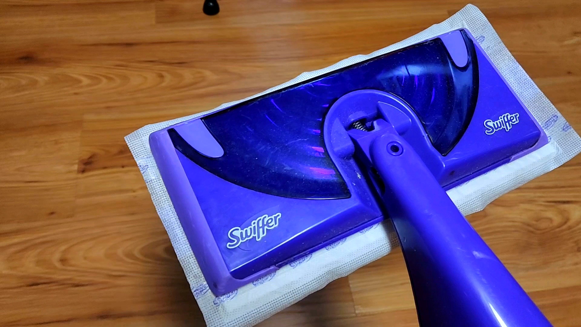 Watch Is Swiffer Wet Jet Good? Demo and Honest Review on ...