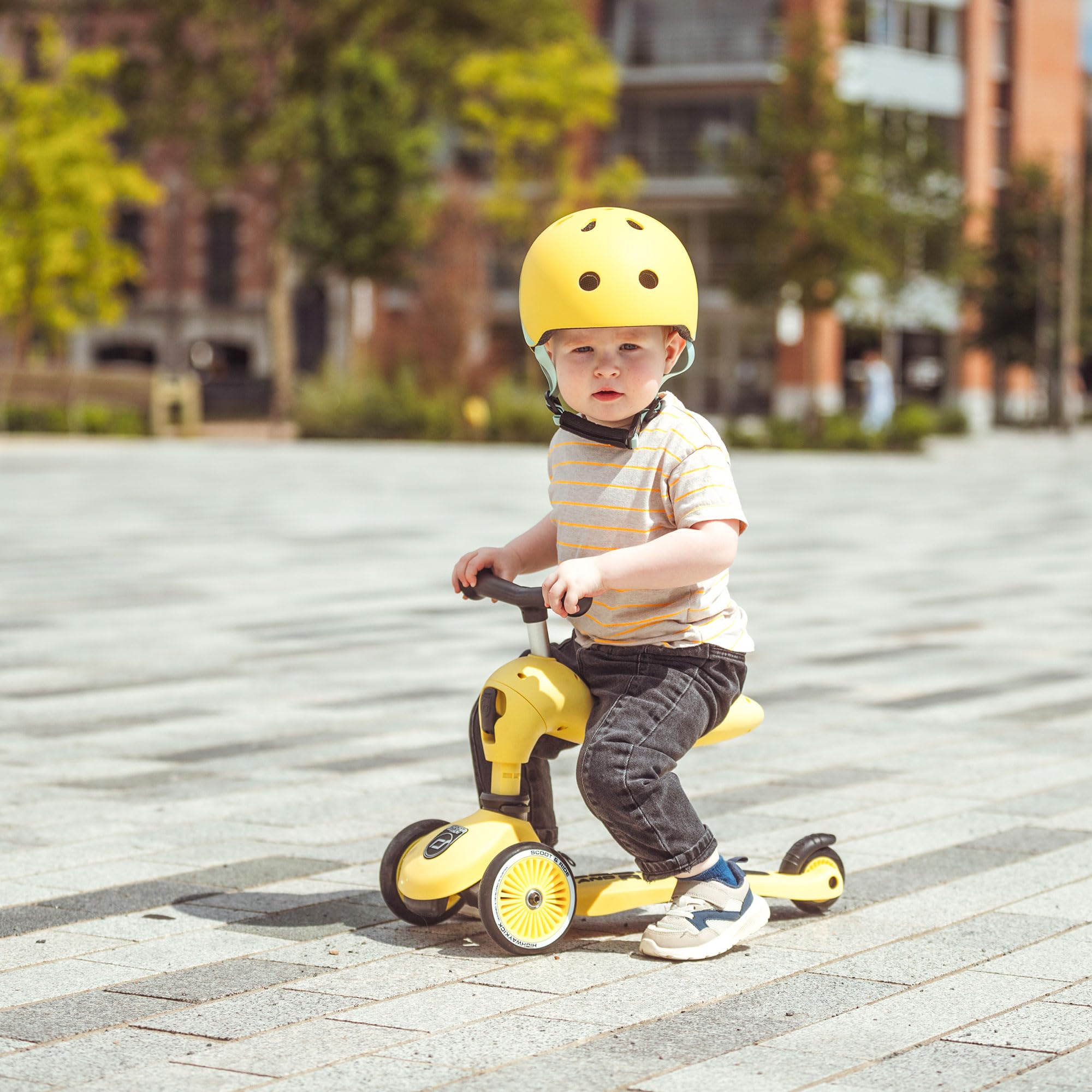 SCOOT AND RIDE 三輪車 イエロー