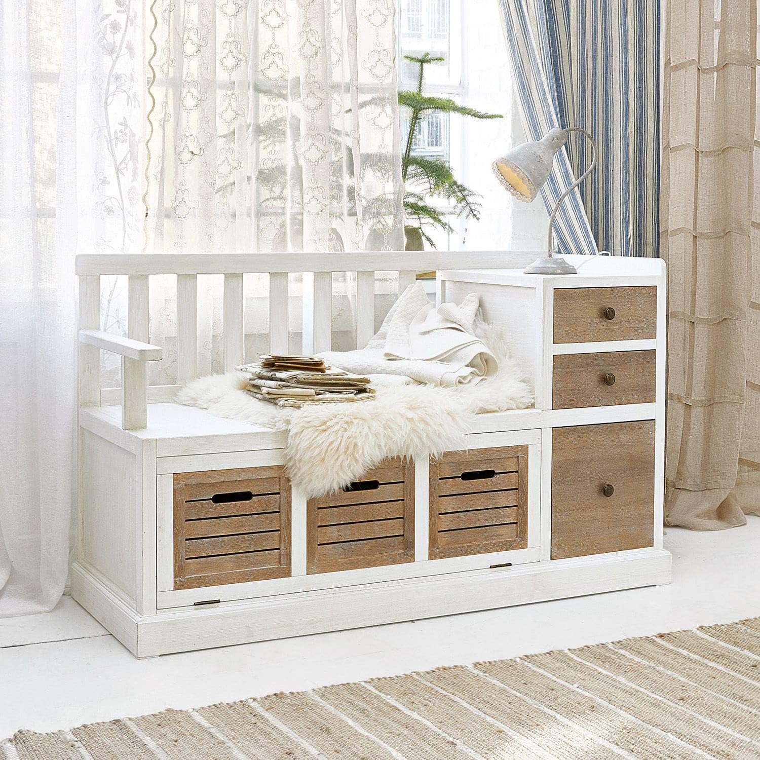 Loberon Bank Elton, Sitzgelegenheit mit Aufbewahrung, Charmanter Shabby Chic, Zweifarbig, viel Stauraum, Sitzmöbel, Tannenholz, Paulowniaholz, Teakholz, antikweiß/antikbraun