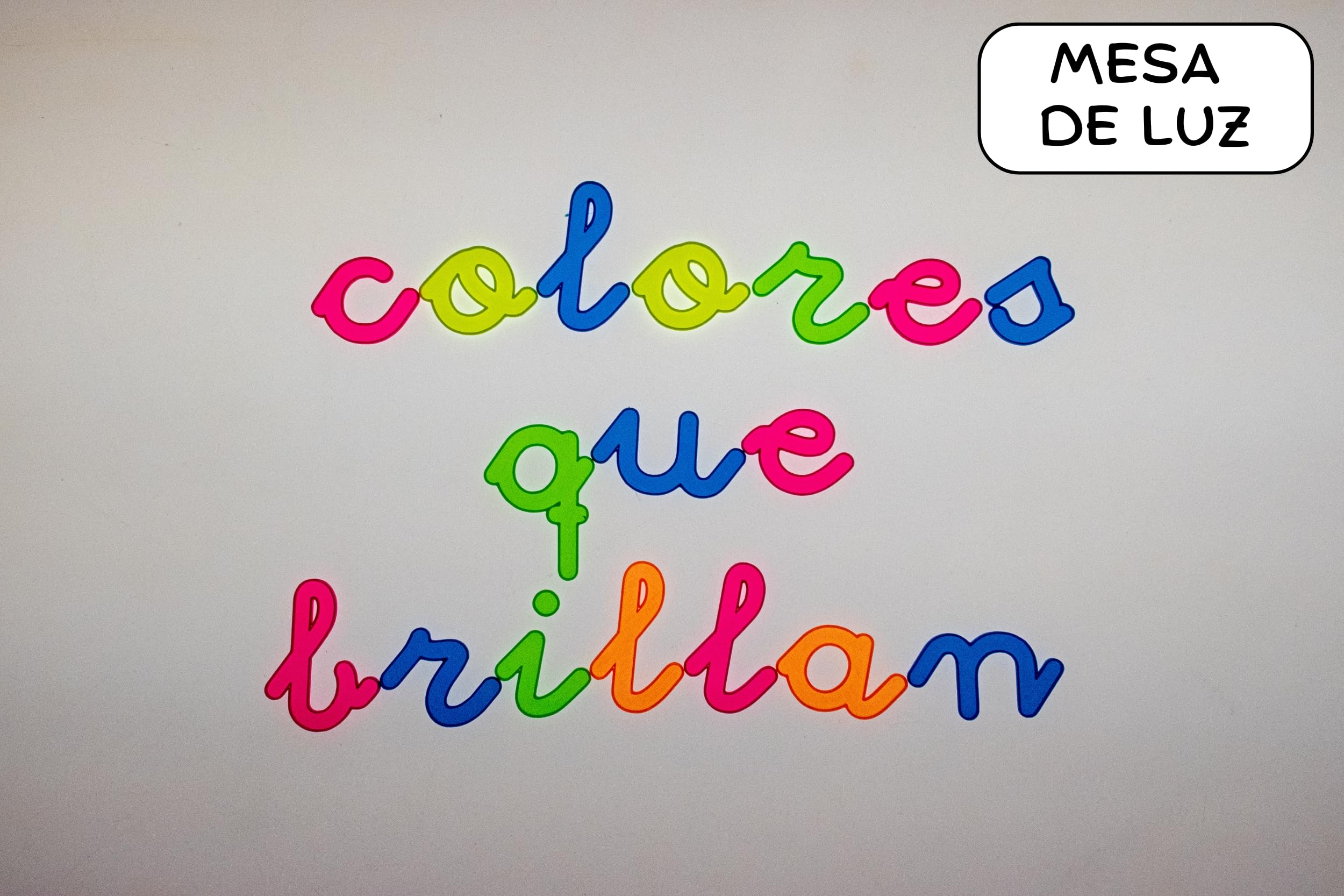 Abecedario Fluorescente en minúsculas enlazadas- 94 Letras - Letras neón Que Brillan con luz Negra - Material para luz Negra