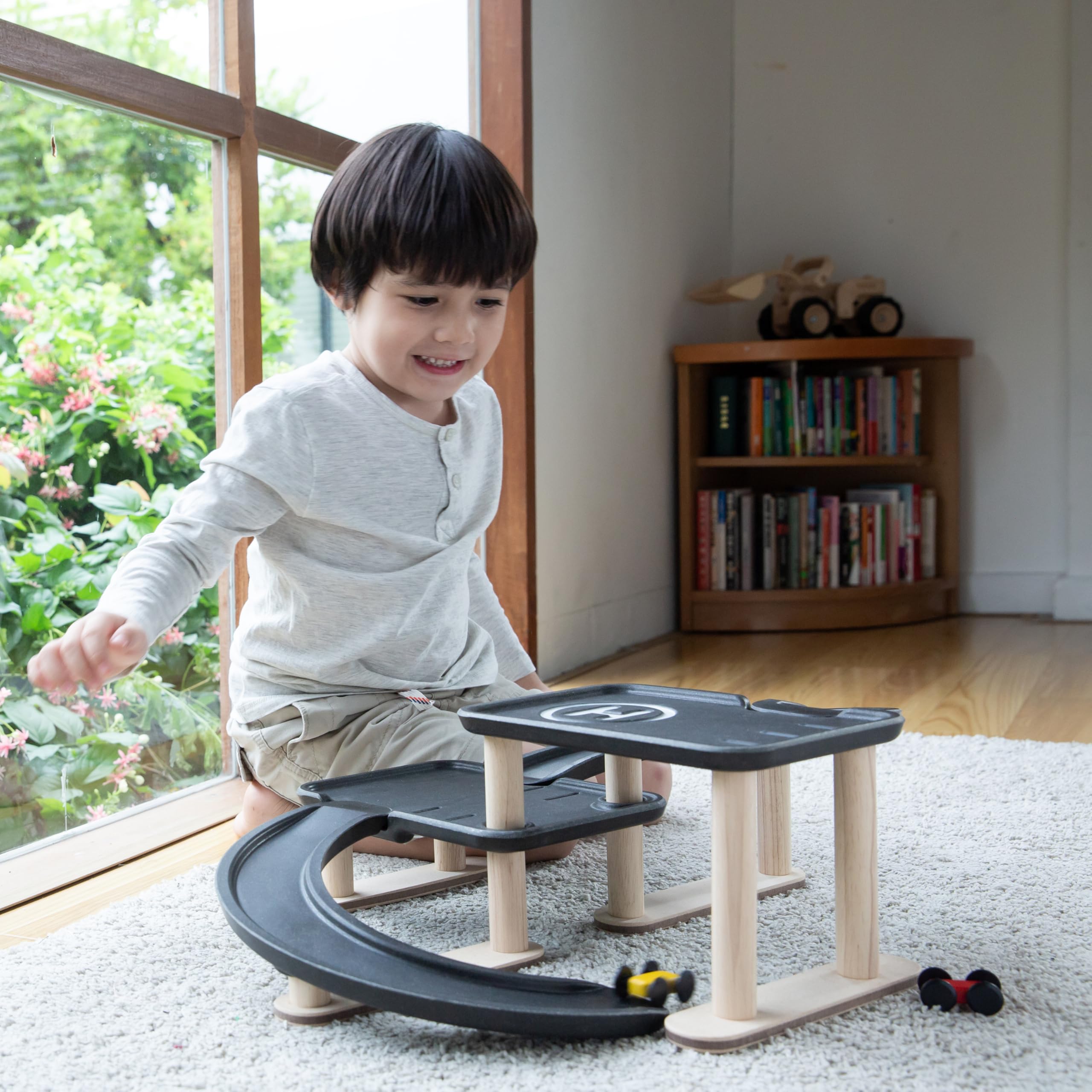 PlanToys Running and Play Parking (6270), Black