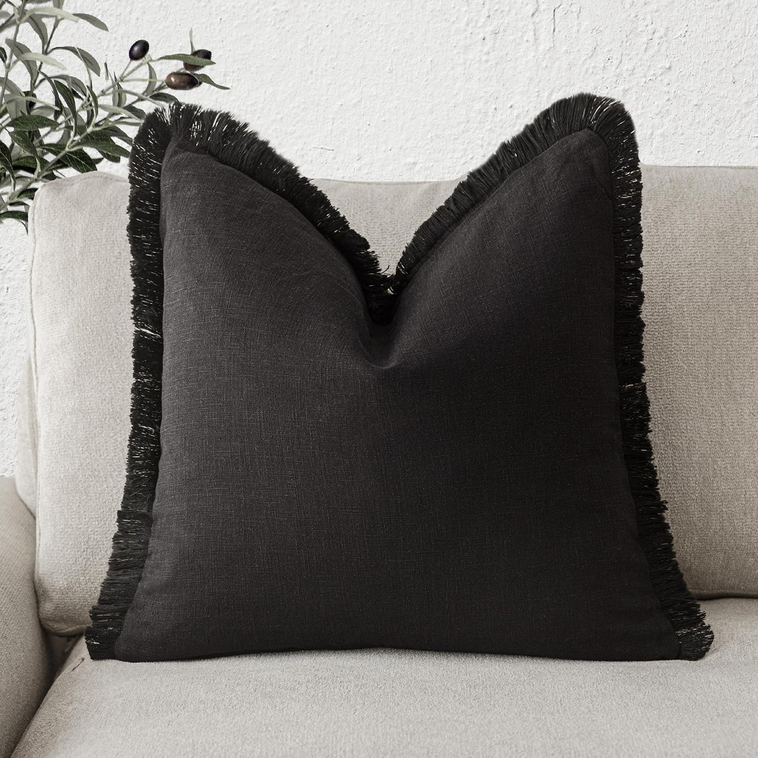 Foindtower Decorative Linen Fringe Throw Pillow Covers Cozy Boho Farmhouse Cushion Cover with Tassels Soft Accent Pillowcase for Chair Sofa Bed Living