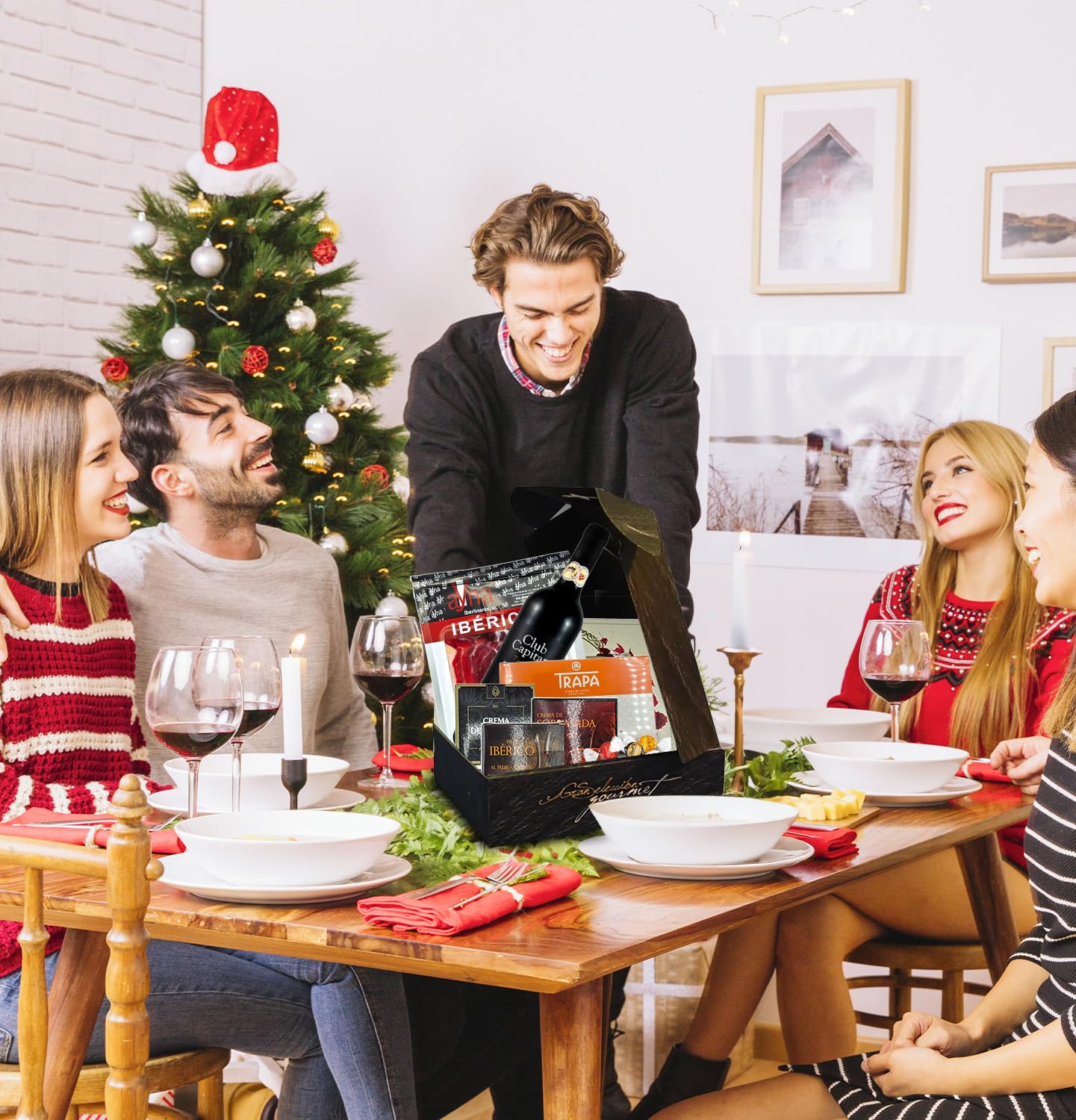 Cesta Gourmet Navidad M+ | Perfecta para Regalar Navidad y Empresas | Jamón Ibérico de Cebo + Vino Tempranillo + Crema de Morcilla y Crema de Sobrasada + Paté PX + Pack Polvorones + Bombones