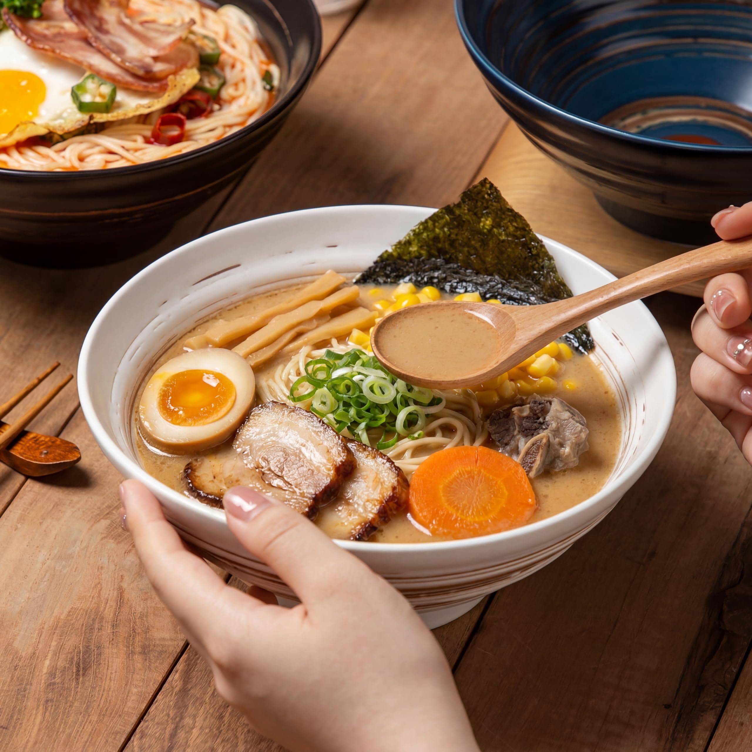 YUN TAO Set de 4 Bols à Ramen en Céramique (1040 mL) - Grands Bols Japonais pour Salade, Udon, Soba, Pho, Pâtes et Soupes Noodles Asiatiques (Blanc - Lot de 4)