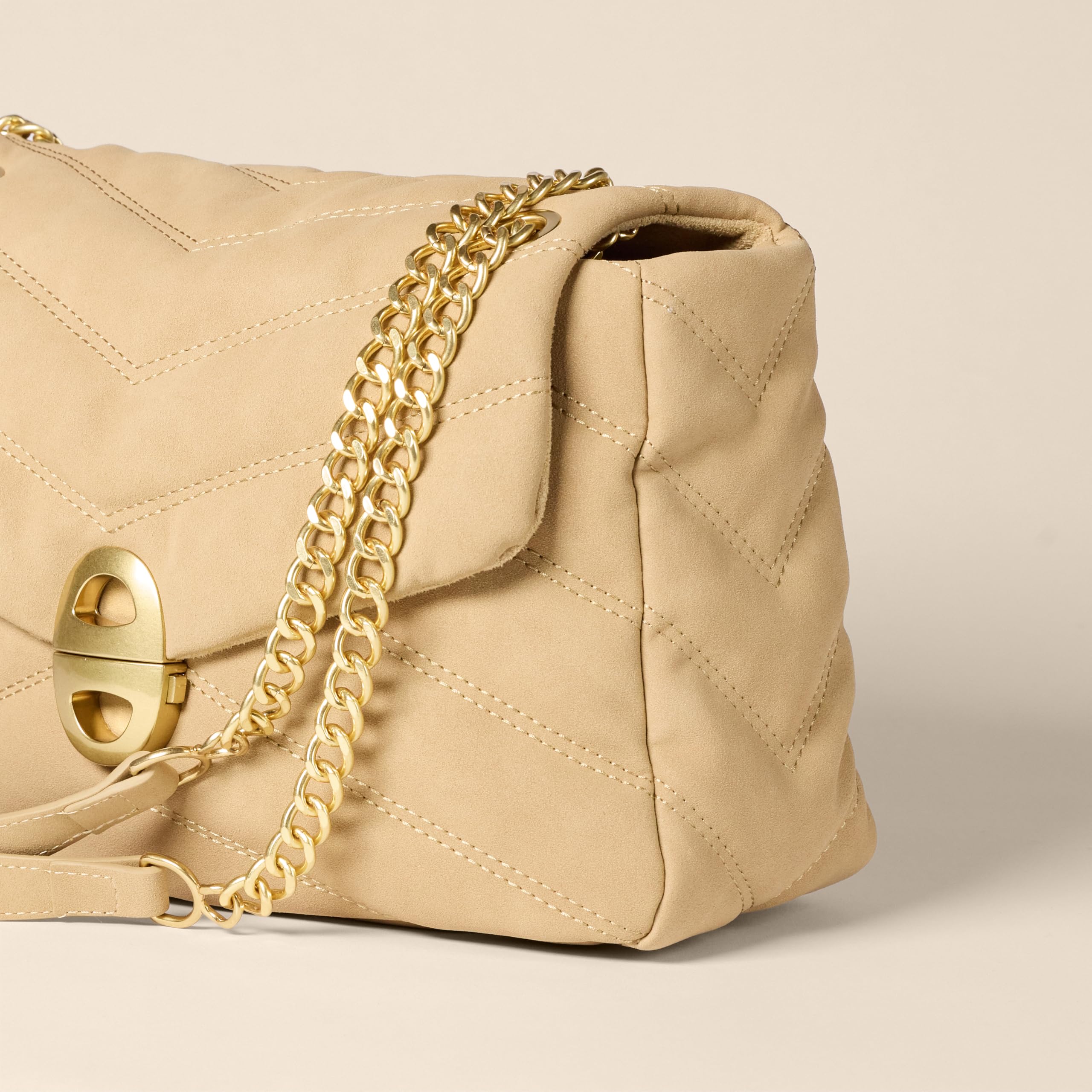 Amazon Essentials Donna Borsa Morbida con Patta Trapuntata