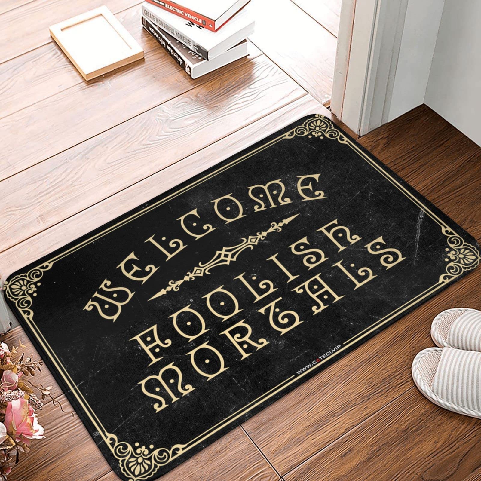 Divertente zerbino decorativo per patio con scritta "Welcome Foolish Mortals", 1 piccolo zerbino per esterni a strati per porta d'ingresso (65 x 90 cm)