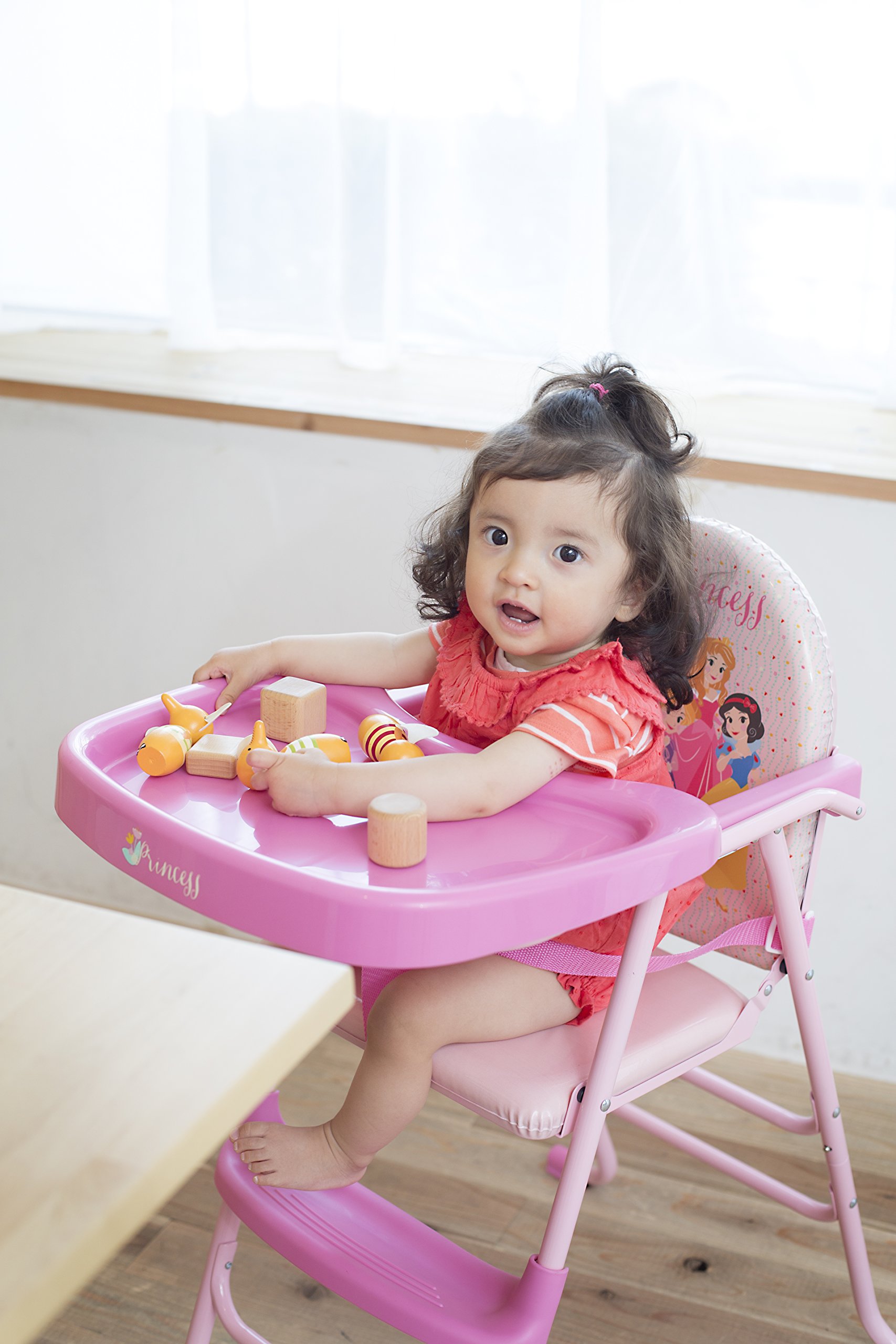 Amazon | カトージ 2WAYチェア腰ベルト付 ディズニープリンセス 25505