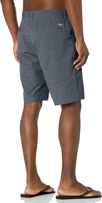 Billabong Men's Classic Submersible Hybrid Short, Made with Quick-Drying Material for Wear in Both Land & Water