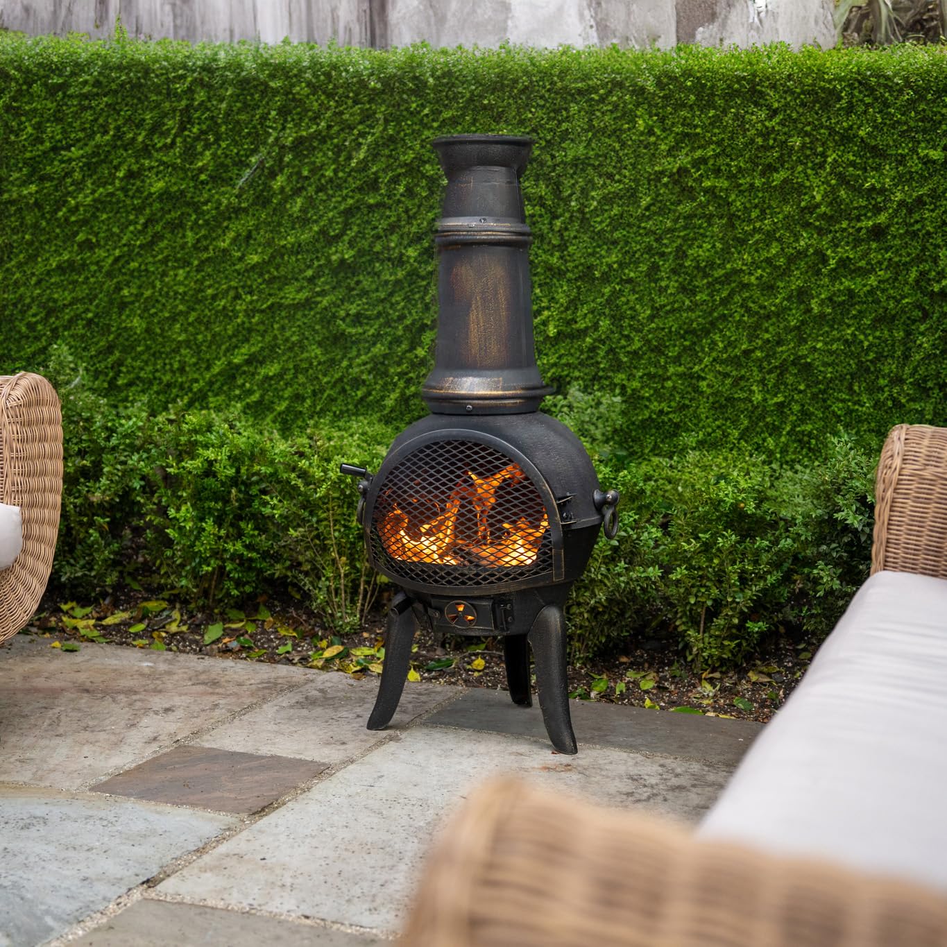 Poêle en Fonte Brasero extérieur, Cheminée Barbecue Foyer Feu de Bois, Style Antique Mexicain Aztèque, Pare Etincelles Housse & Tisonnier, Jardin Terrasse Patio Cour [Grille BBQ Gratuite]
