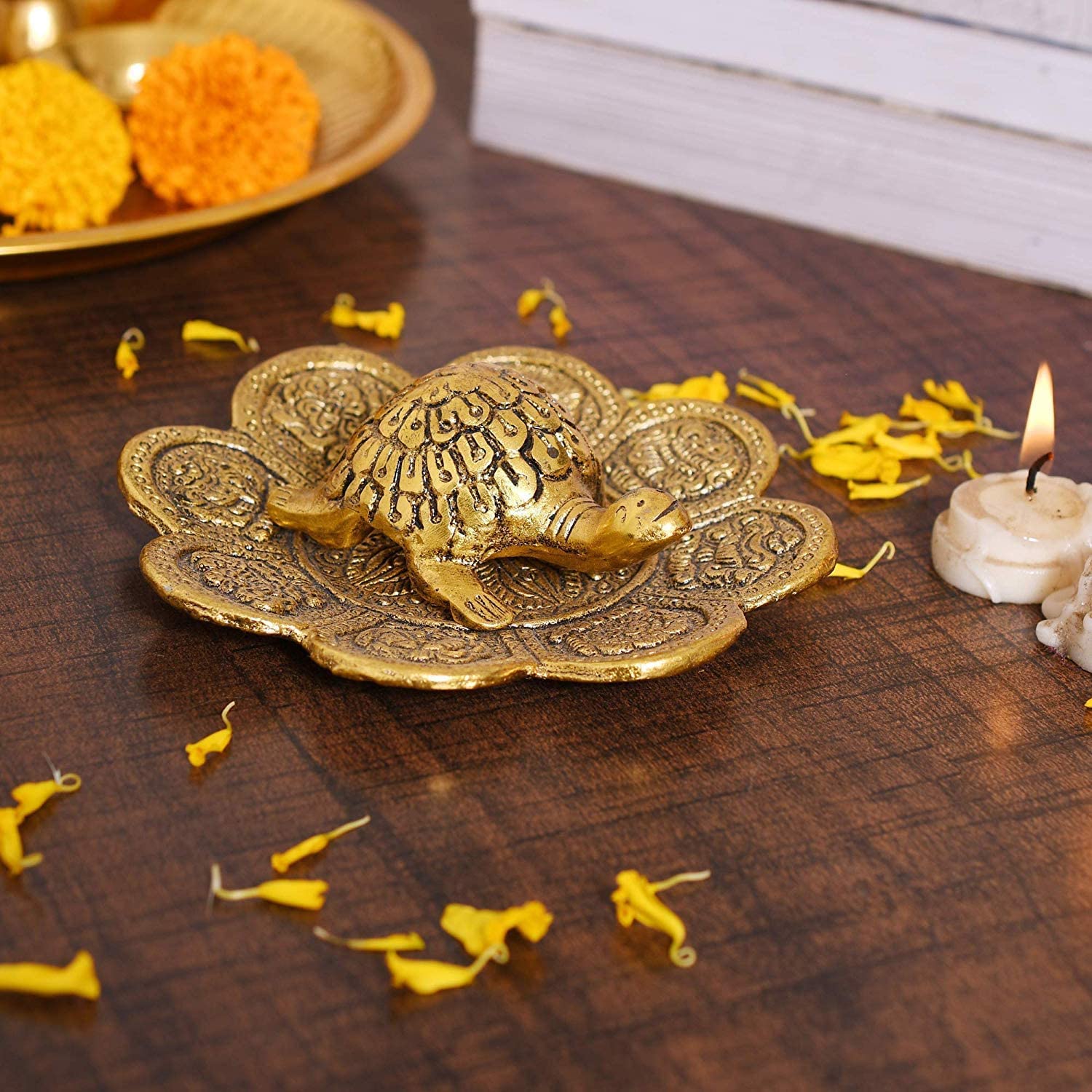 Effigy onlinehub Metal Feng Shui Tortoise On Plate Showpiece - Best Gift for Career and Good Luck Vastu - Turtle Figurine Lucky Charms Good Omens Good Health(Gold Color)