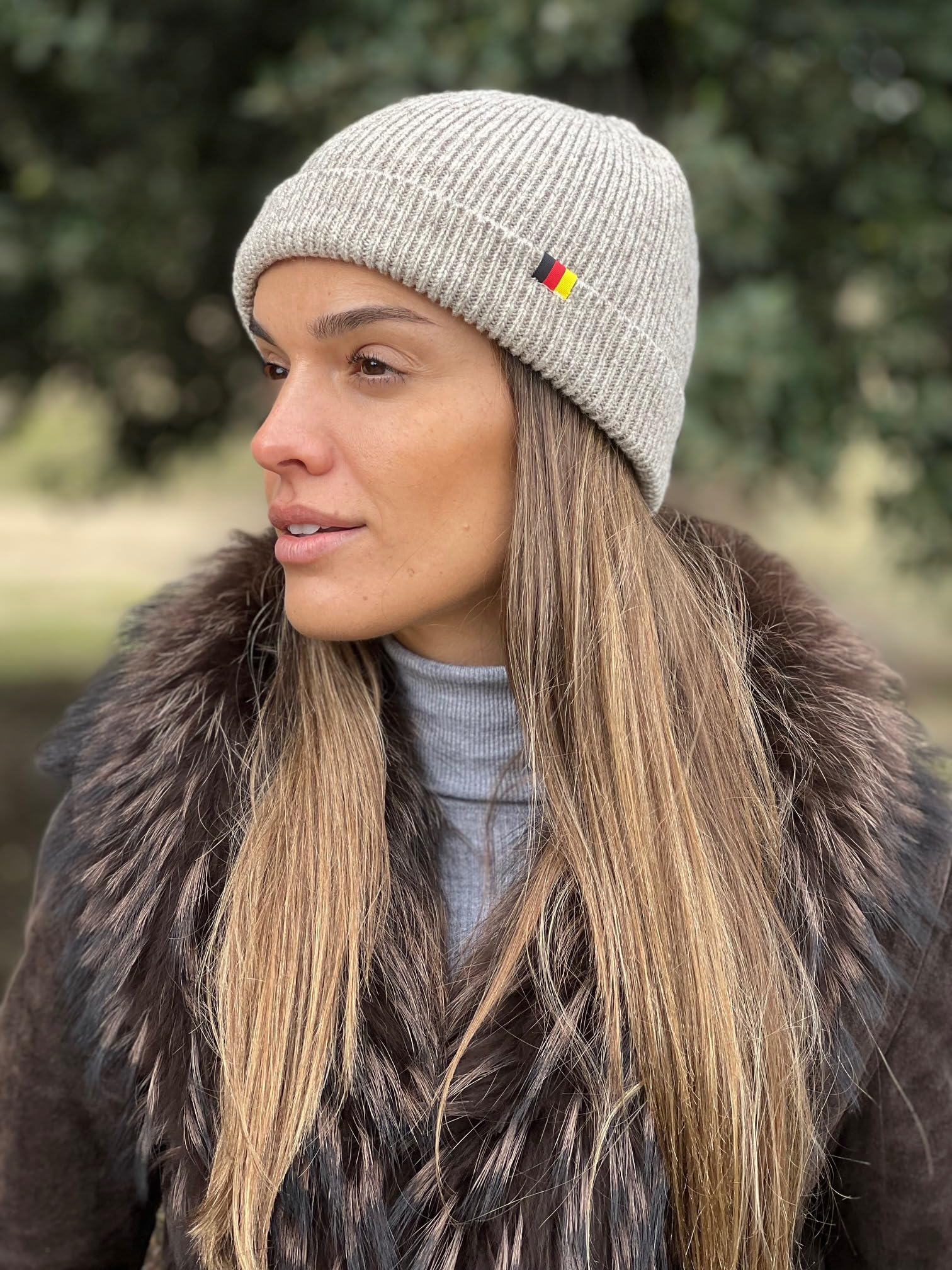 Patriia Berretto con bandiera tedesca 100% lana merino, realizzato a mano, cappello di lana da uomo, berretto da donna