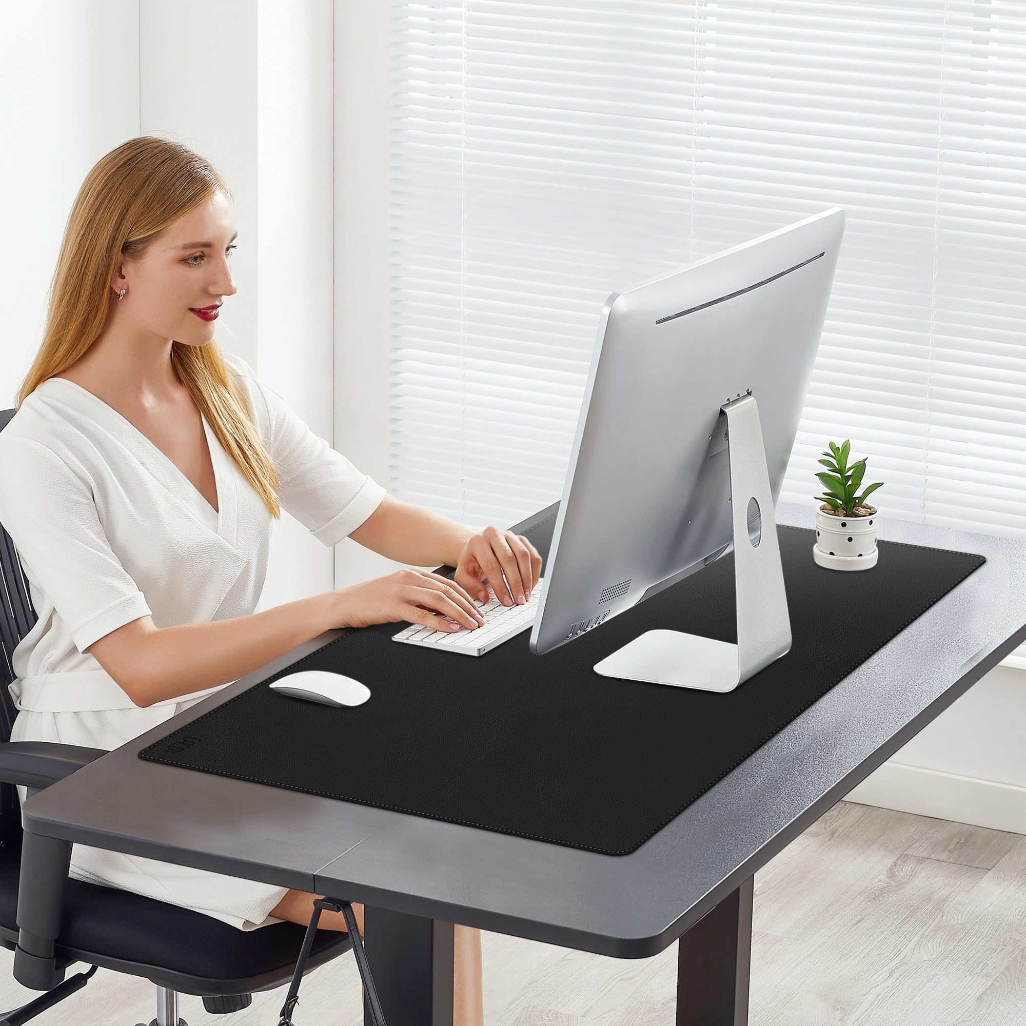 Cacoy XXL Große Schreibtischunterlage Leder, 900x500mm PU-Leder Mauspad Groß, Office Desktopschutz, Wasserdicht Tischunterlage, Präzises und langlebiges Schreibtischmatte für Büro und Zuhause, Schwarz