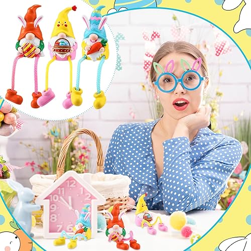 Miniatura 5 de Anglechic 3 figuras de duende de Pascua, decoraciones de mesa, gnomos de Pascua con patas colgantes, figuras de gnomos de resina de primavera para