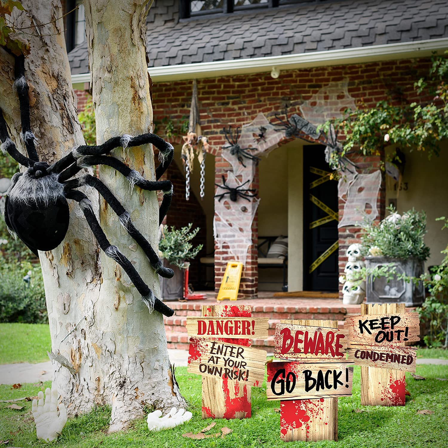Scary Halloween Lawn Decorations