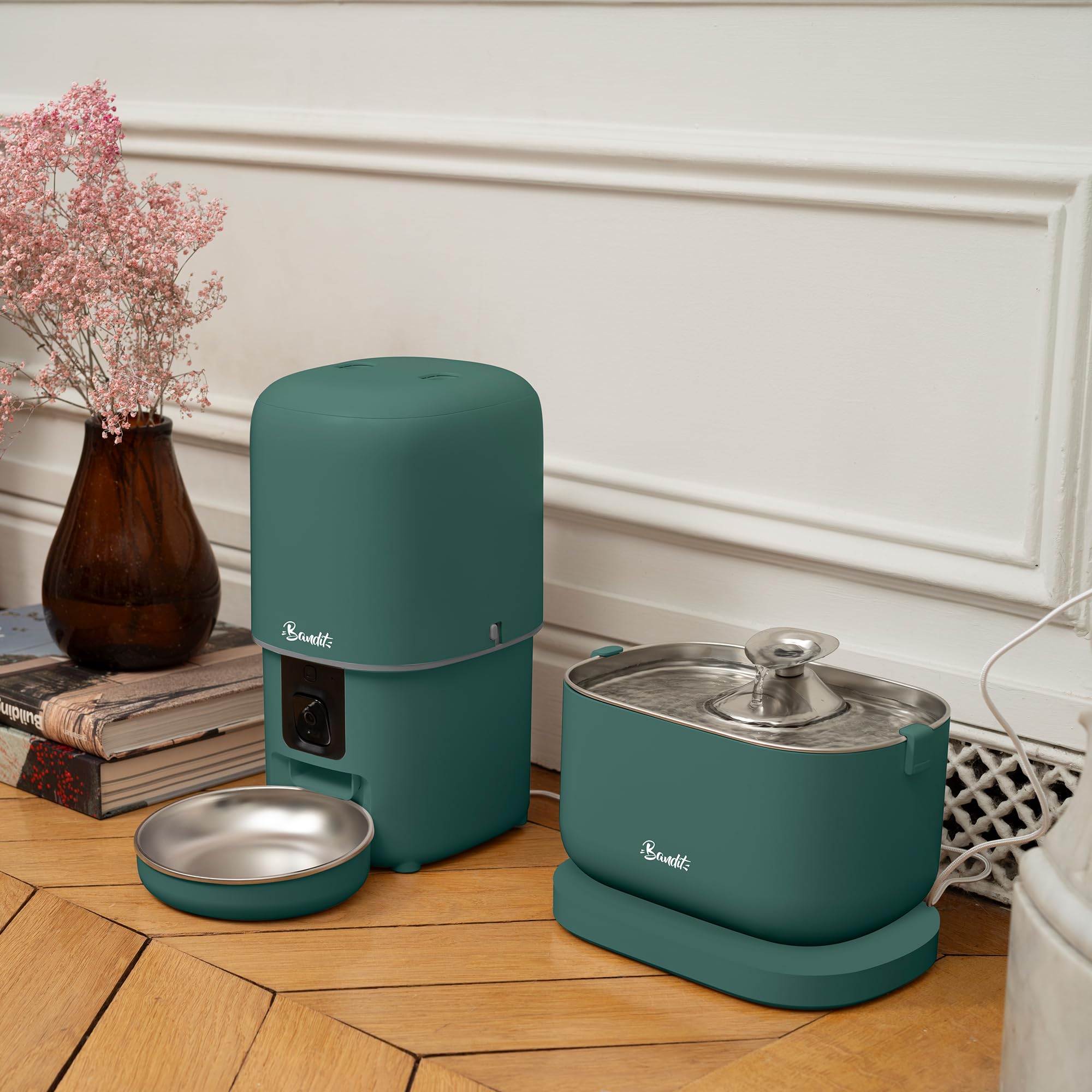 Banddit – Dispensador de croquetas inteligente verde – Seguimiento dietético para gatos y perros pequeños – Programación hasta 15 comidas – Cámara HD & Micro – Depósito hermético 4L | Cámara HD y Micro - Seguimiento Dietético - Para gatos y perros pequeño