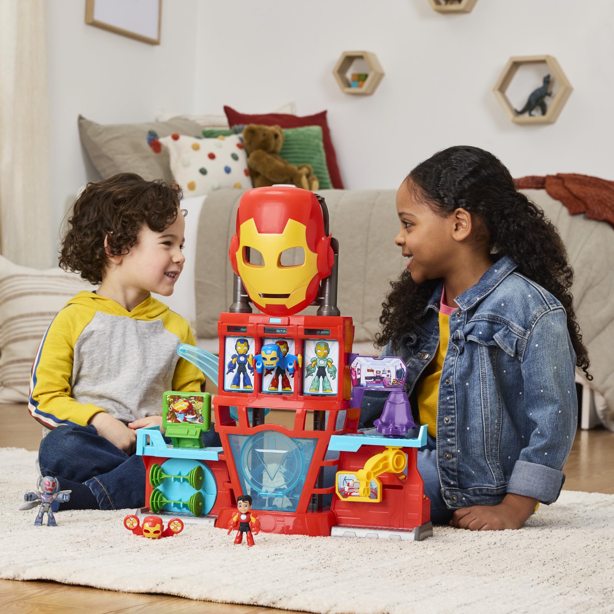 Hasbro Marvel Iron Man e i Suoi Fantastici Amici, playset elettronico Iron Quarters per Bambini e Bambine