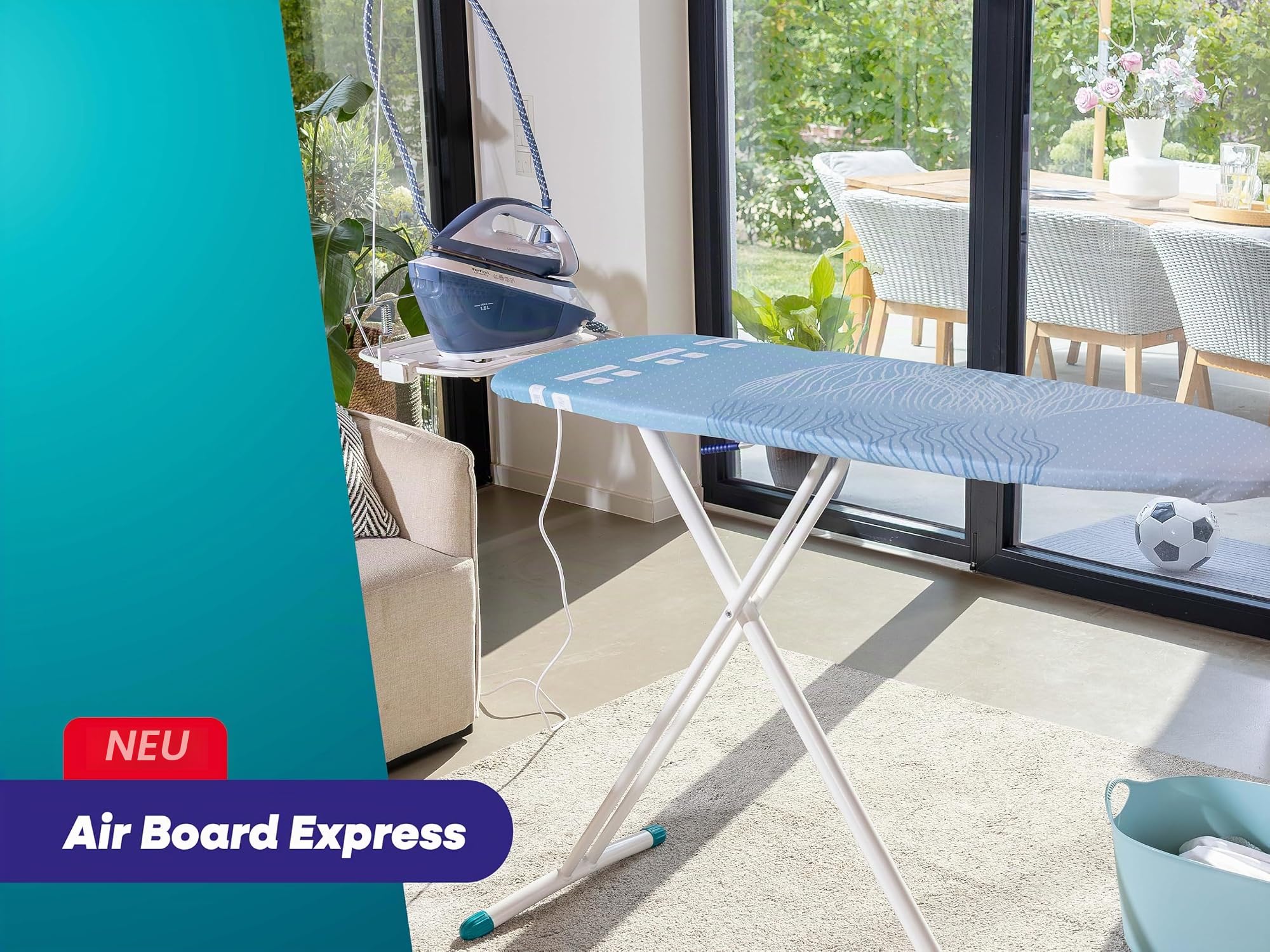 Leifheit Bügelbrett AirBoard Express M Solid, Bügeltisch, Fläche 120 x 38cm | Ultraleichtes Bügelbrett für Dampfstationen, perforierter Baumwollbezug, höhenverstellbar bis 100 cm, Kabelhalter, weiß/blau
