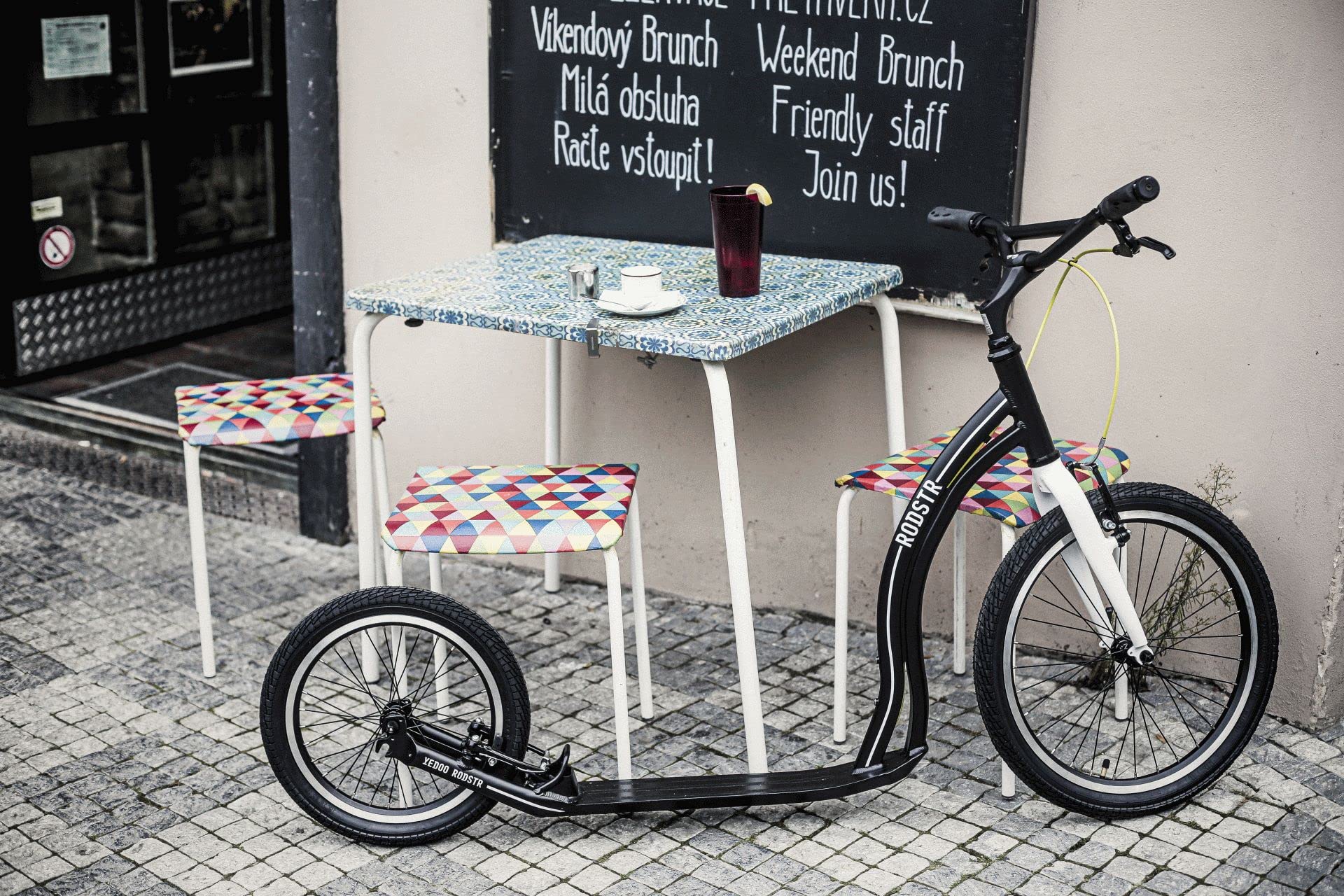 Yedoo Rodstr hulajnoga – do 150 kg, z oponami pneumatycznymi 20/16 – hulajnoga dla dorosłych ze stopu aluminium z regulowaną kierownicą, waga 7,4 kg