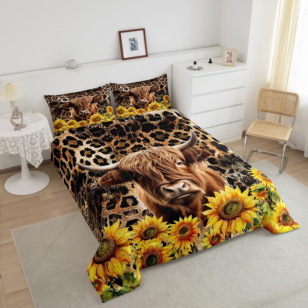 Feelyou Leopard Print Highland Cow Comforter Set Floral Highland Cow Bedding Set Queen Size for Boys Girls Bedroom Bed Decor Brown Cheetah Print Comforter Farmhouse Quilt Set for All Season