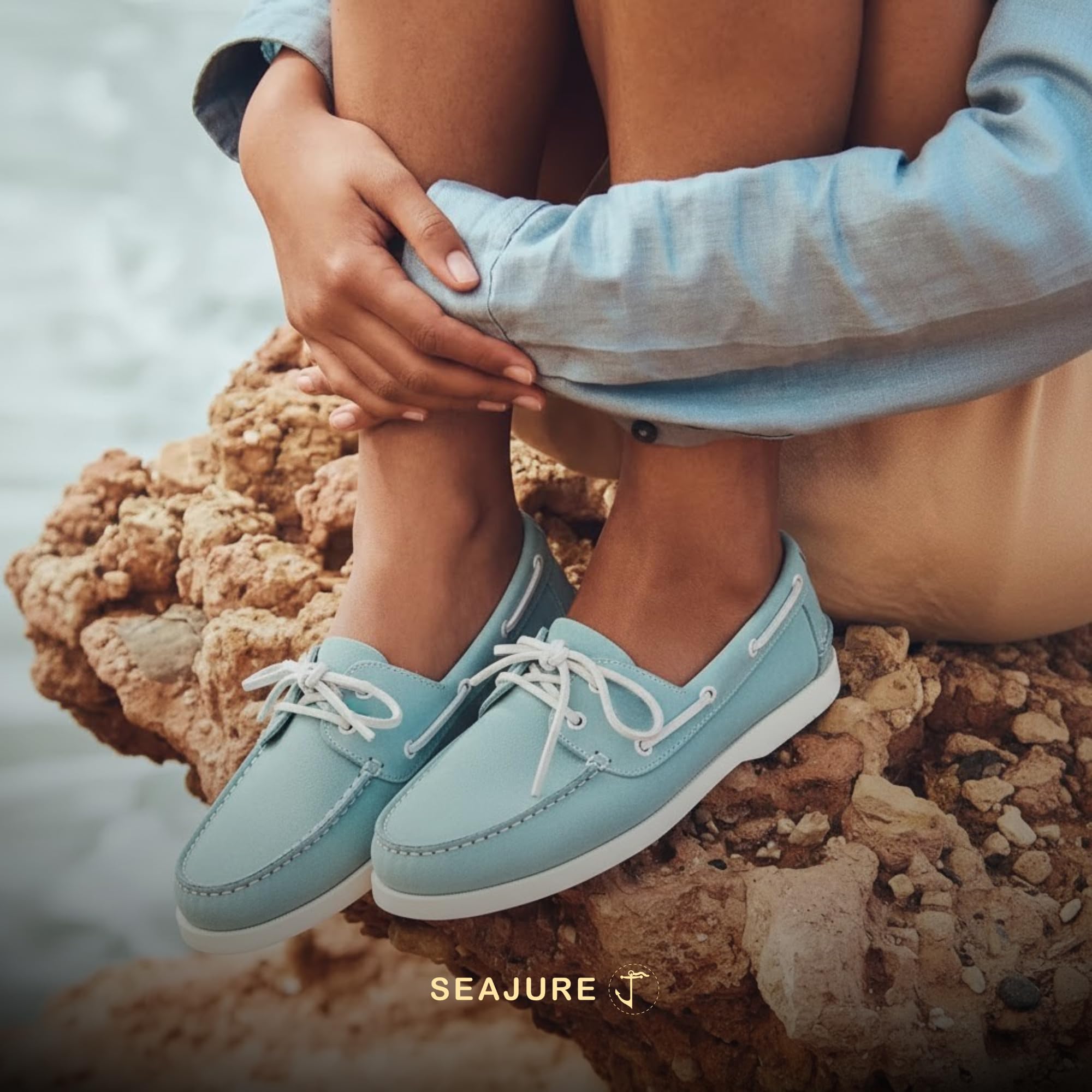 Seajure Nacpan Damen Bootsschuhe Boat Shoes aus Nubukleder in Hellblau, Mokassins Damen im eleganten Nautik Look, Bequeme Lederschuhe für Sommer, Handgefertigt mit Rutschfester Sohle