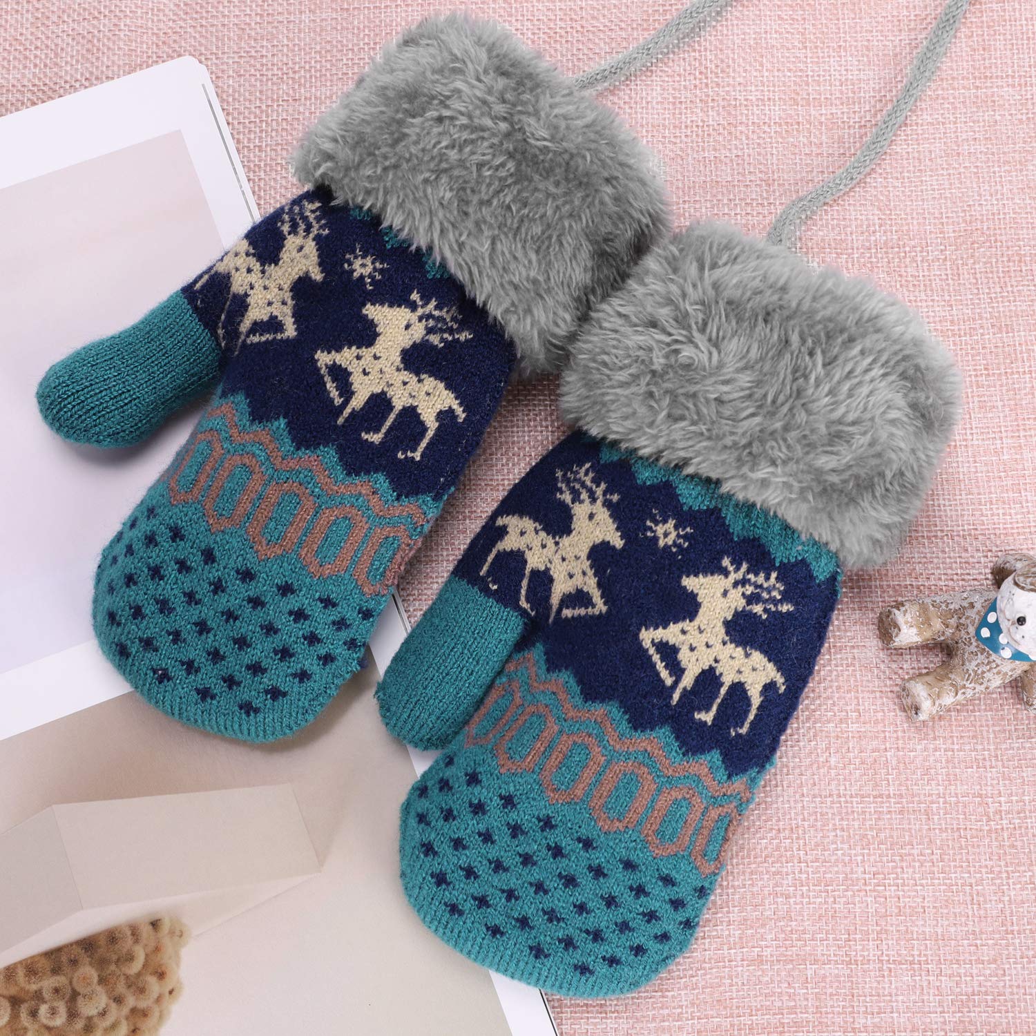 Knitted Mittens Kids Lined Fleece Mittens Kids Winter Warm Gloves Cute Winter Full Finger Mittens Kids Christmas Mittens Winter Mitten with String Reindeer Pattern Gloves for Kids