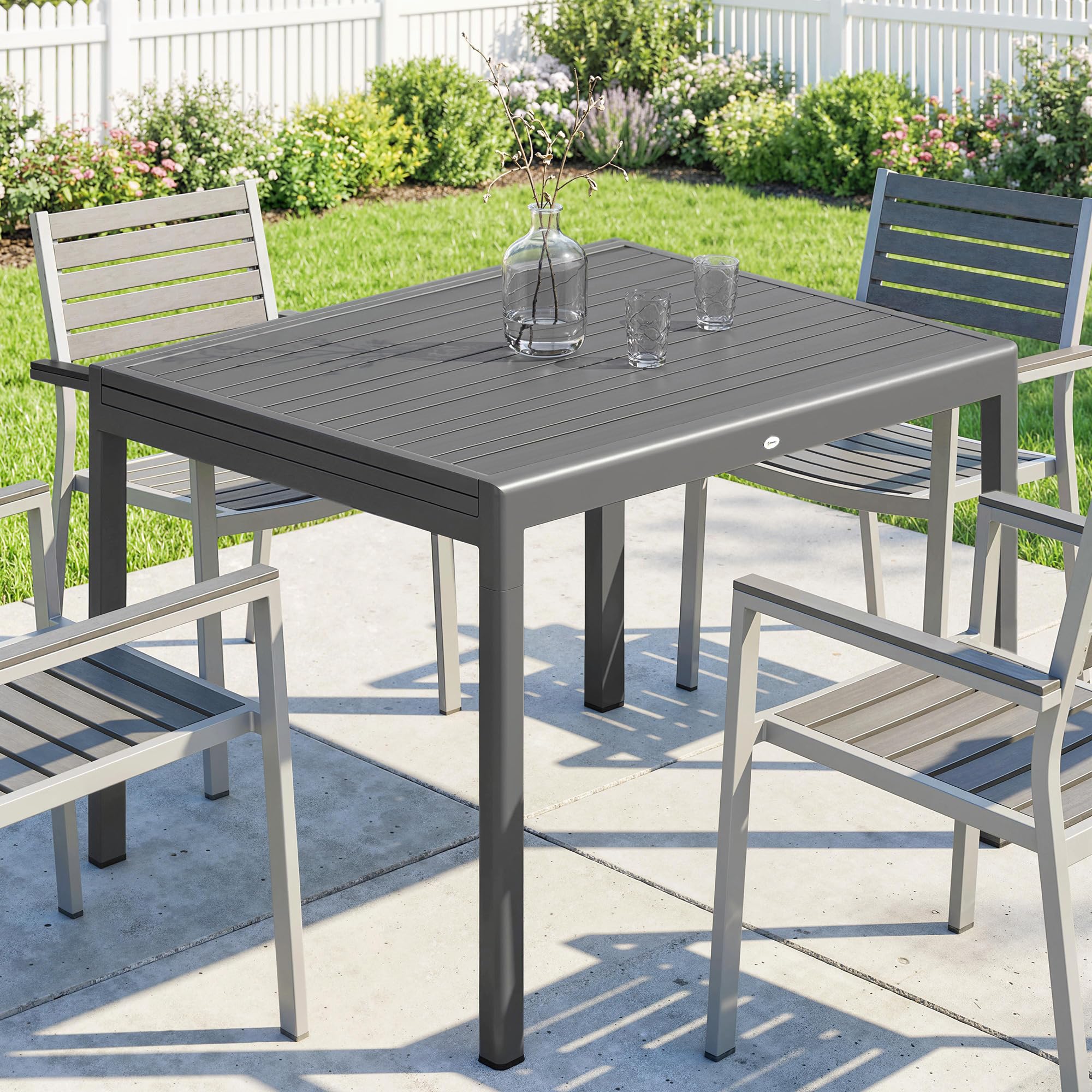Outsunny Tavolo da Giardino Allungabile per 6-8 Persone Grigio Scuro | in Alluminio, Tavolo da Pranzo Estensibile Rettangolare 110-170 cm, Piano a Doghe, da Esterno, Patio Terrazzo Balcone