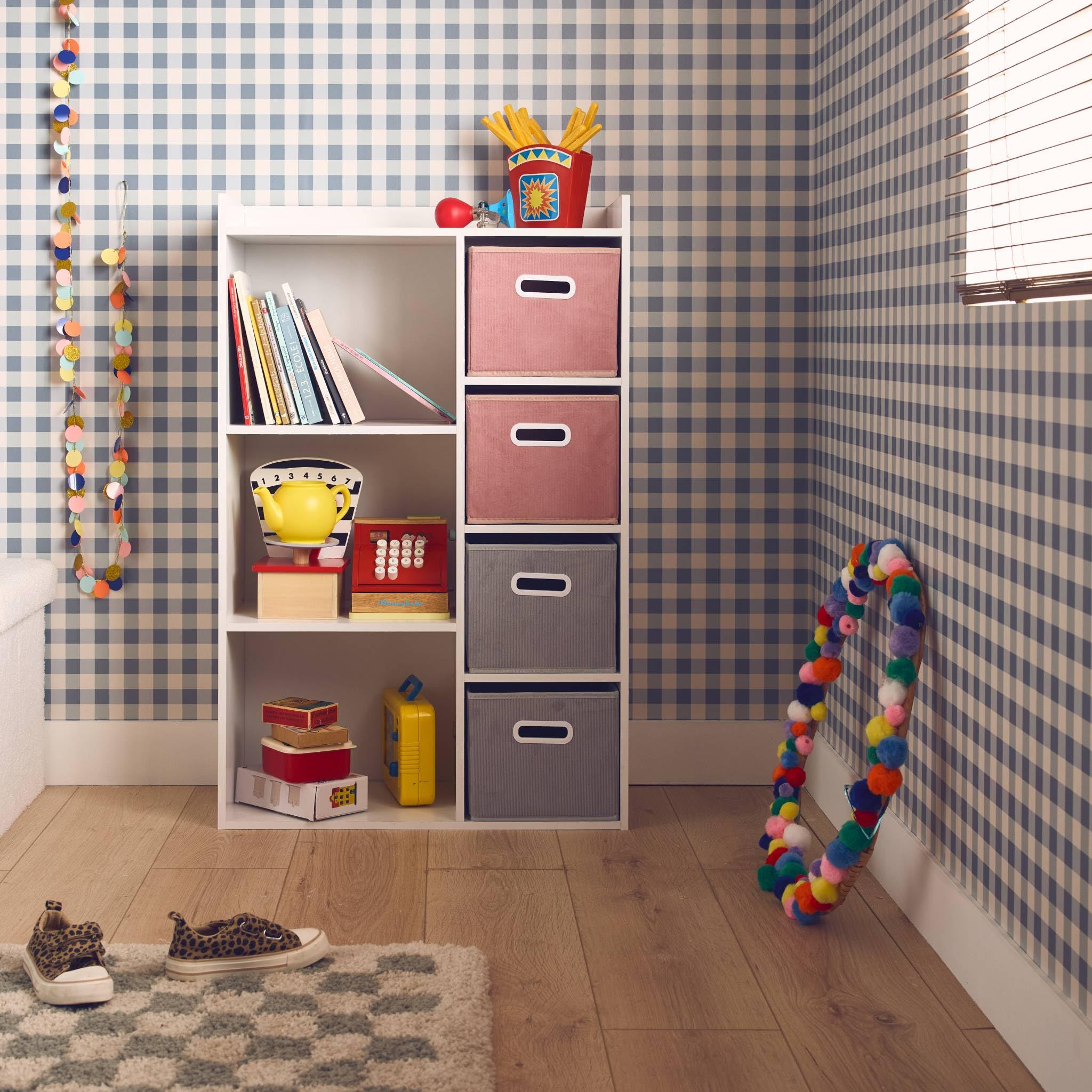 Contenitore per bambini con 4 cestini in velluto, Camille, Rosa, 129.5x62x96 cm