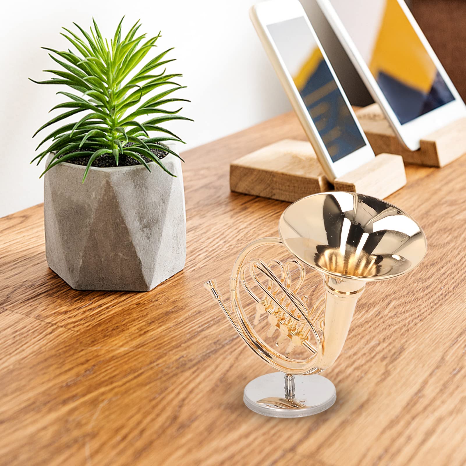 Prelude Single 3/4 F French Horn Outfit