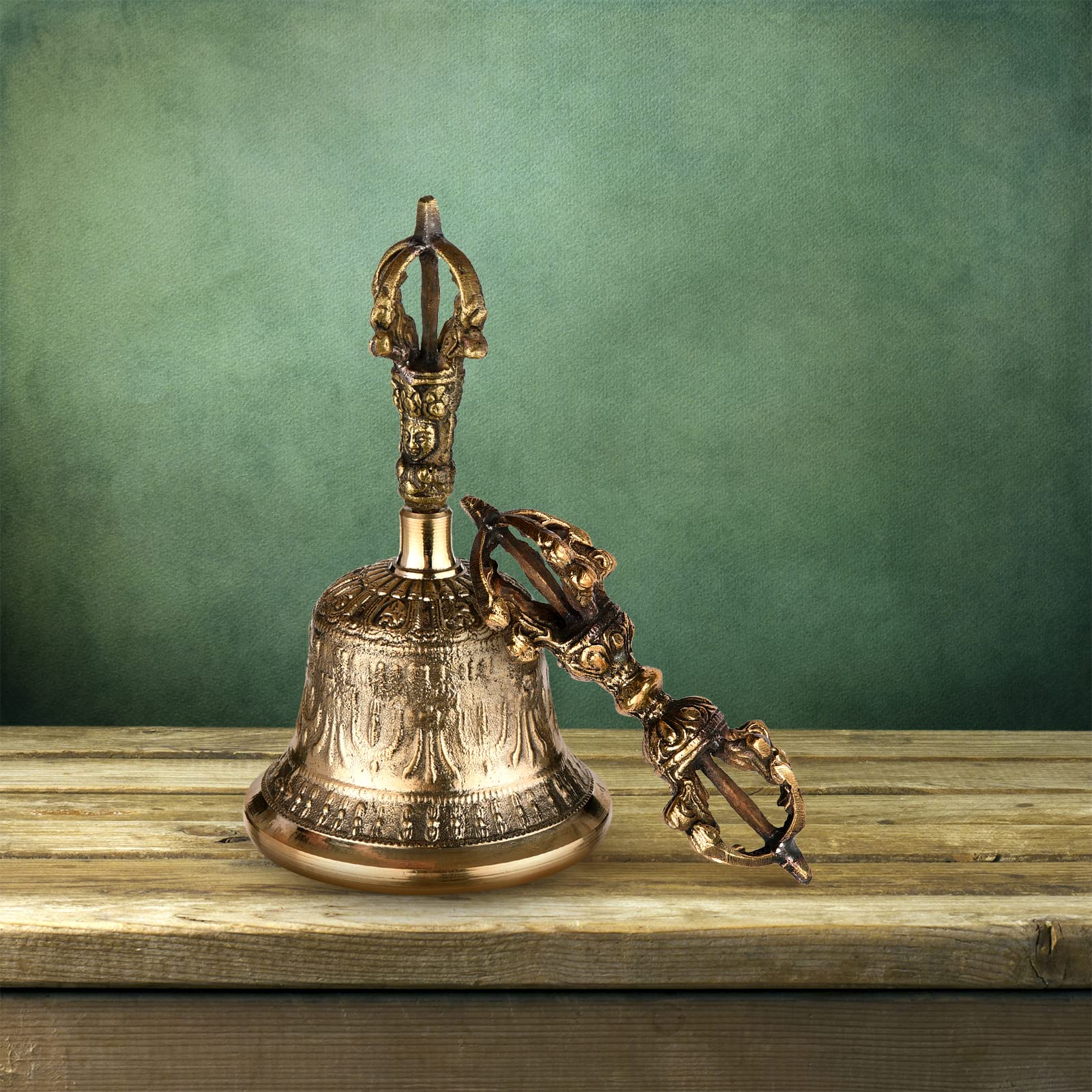 Karlak Campana de mano budista tibetana de bronce con acolchado Vajra para meditación y oración