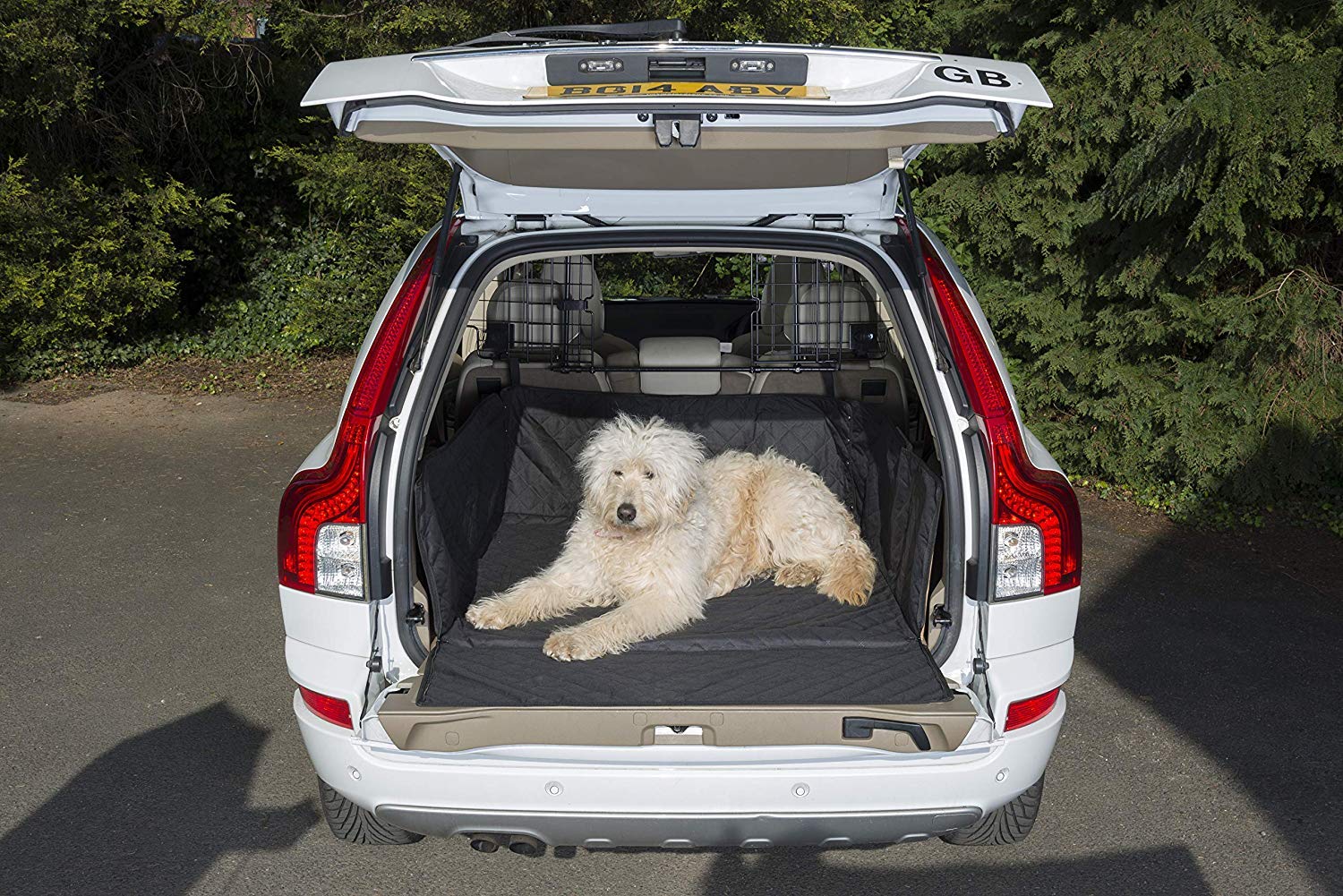 The Urban CompanyBoot Liner Quilted Compatible/Replacement For Jaguar XF Sportbrake Waterproof. Ideal For Travelling With Dogs and Pets. Keeps Your Vehicle Clean