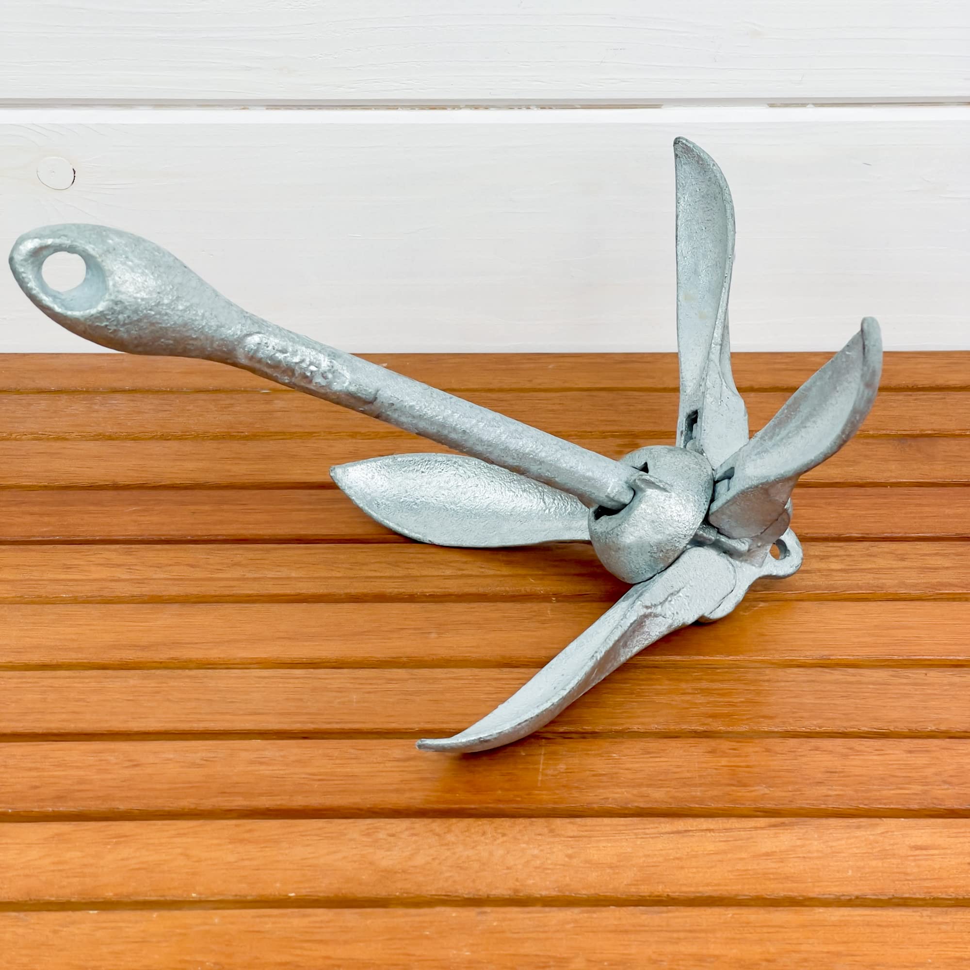 GATE14® Ancla Plegable de Acero zincado para embarcaciones Grandes y pequeñas. Fuerte para anclar y Resistente también a Aguas salobres y saladas. 0,7 kg