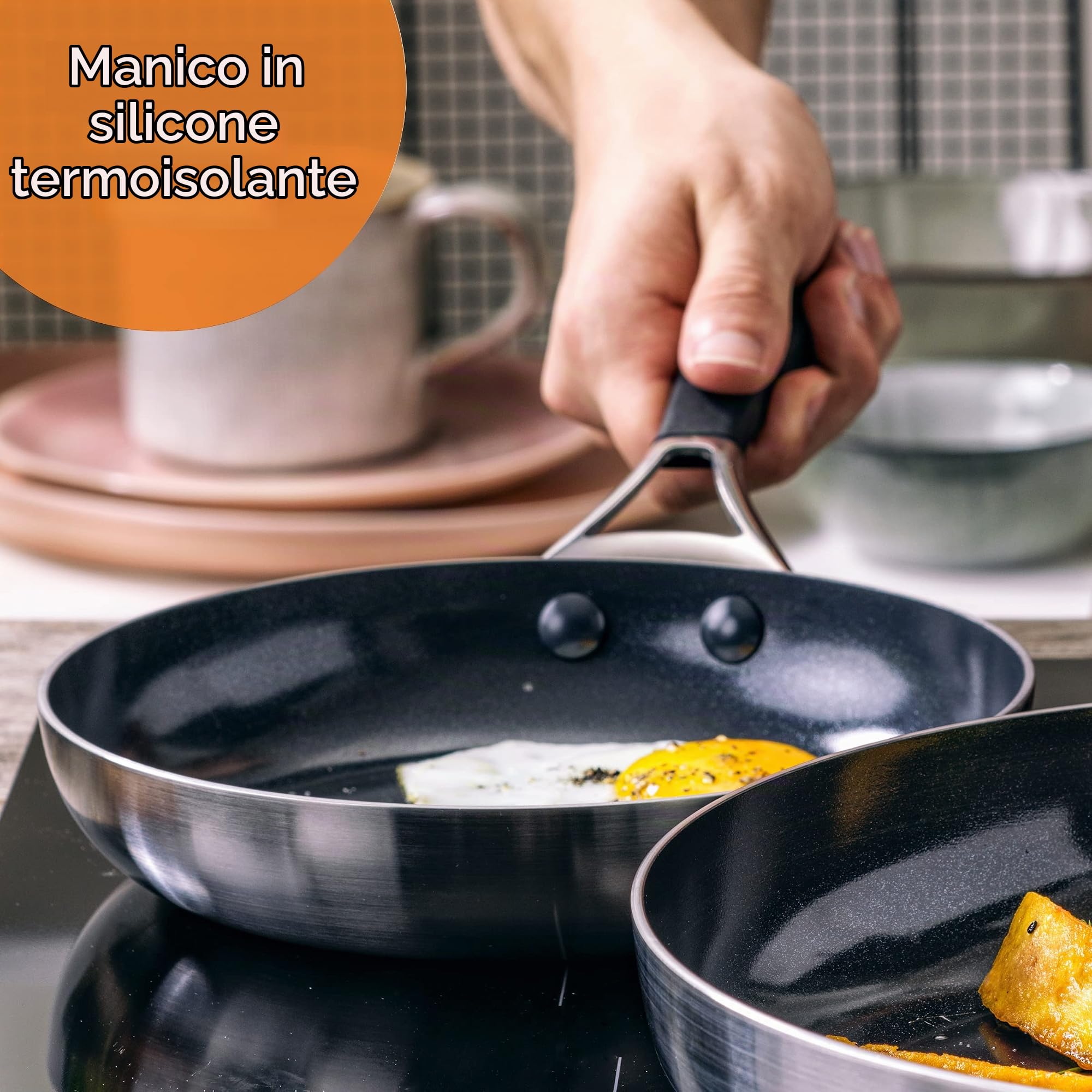 BK Intelligence Padella in Acciaio Inox con Rivestimento Antiaderente in Ceramica Senza PFAS, 28 cm, Induzione, Maniglia Fredda, Lavabile in Lavastoviglie, Sicuro al Forno, Argento e Nero
