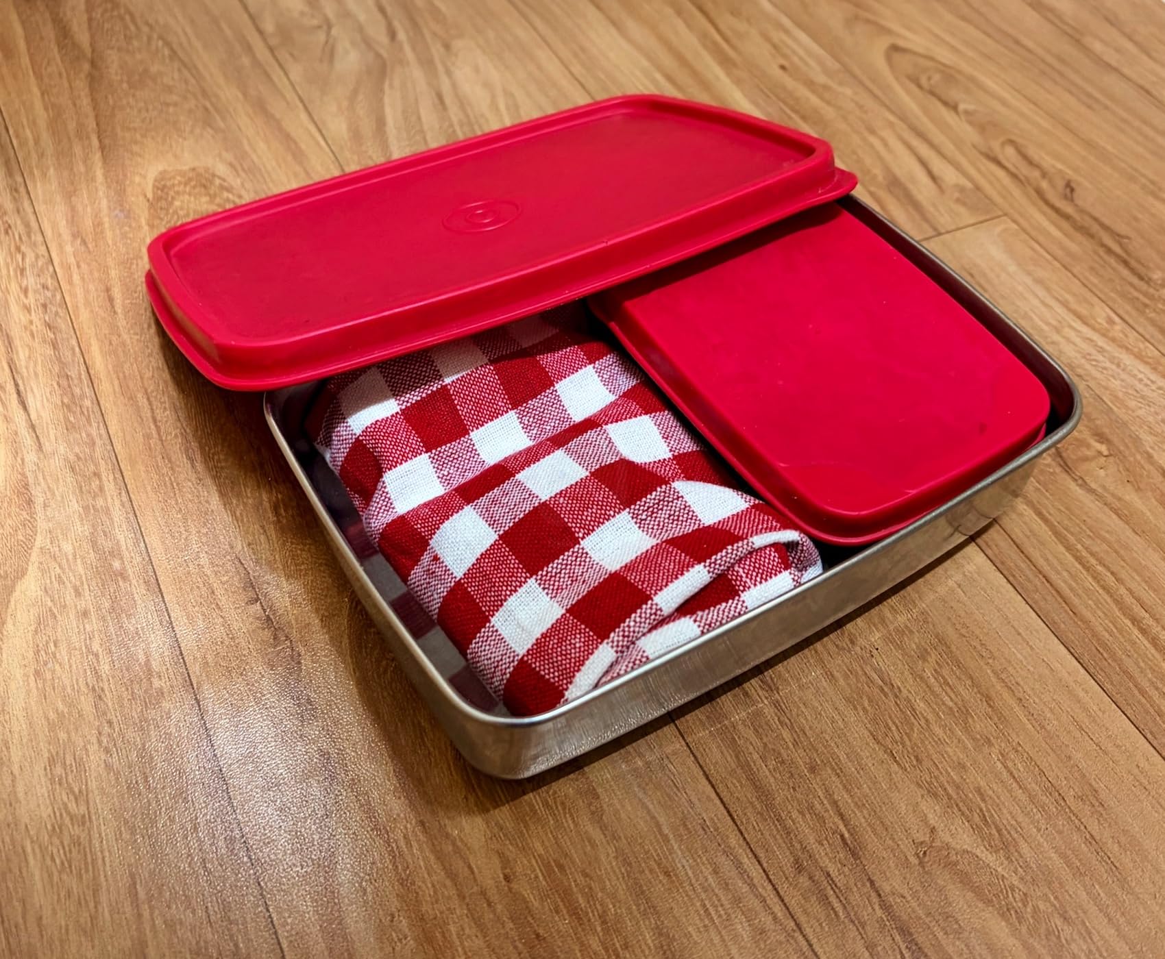 Glus Cotton Striped Kids Tiffin Napkin Roti Chapati Cover Roti Rumal for Tiffins, Pack of 3 (Tiffin is not a Part of Deal) (Red Check, 35 X 35 cms)-image-30