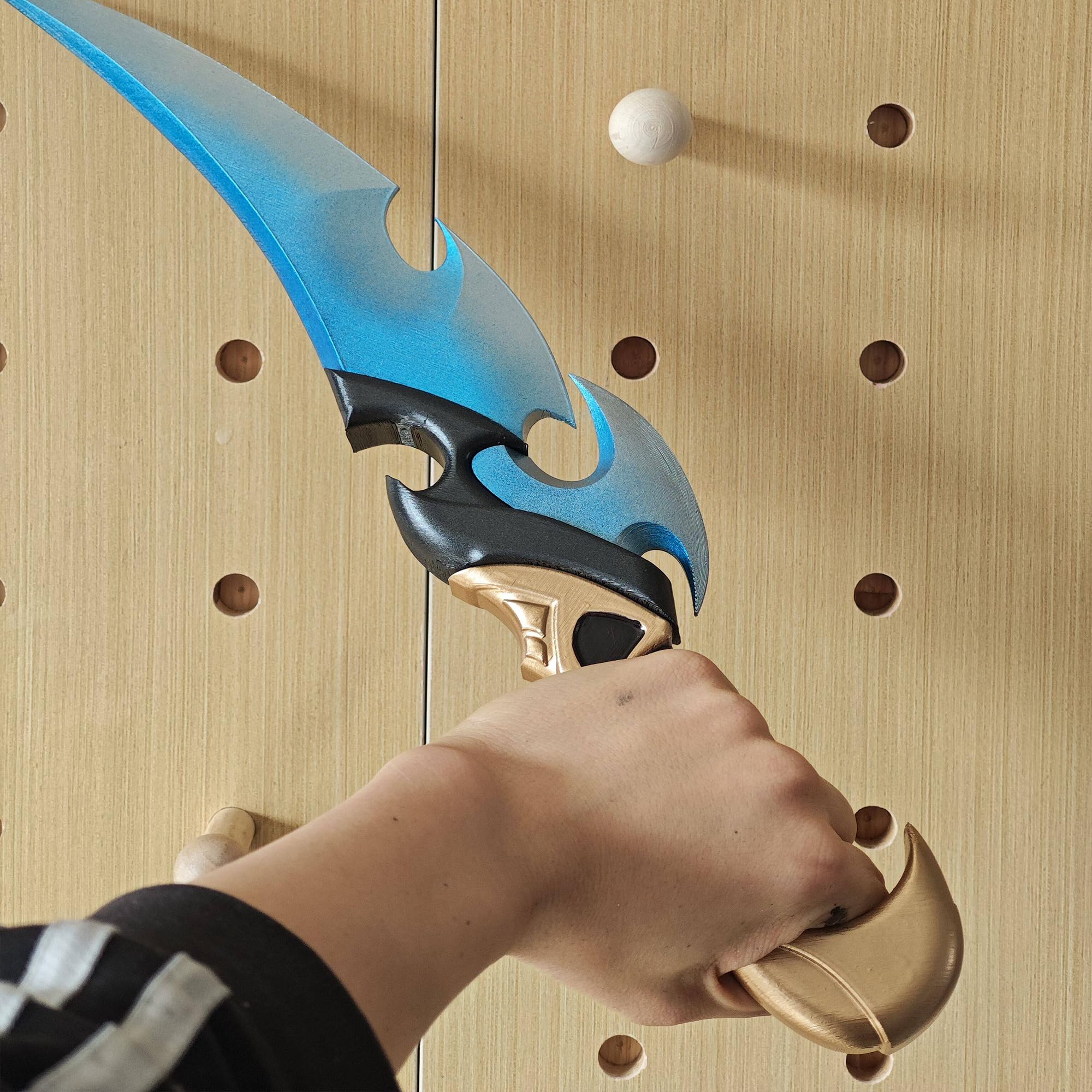 Amazon.co.jp: [HAOJEE]対応ローエン コスプレコスプレ 道具 刀 短刀