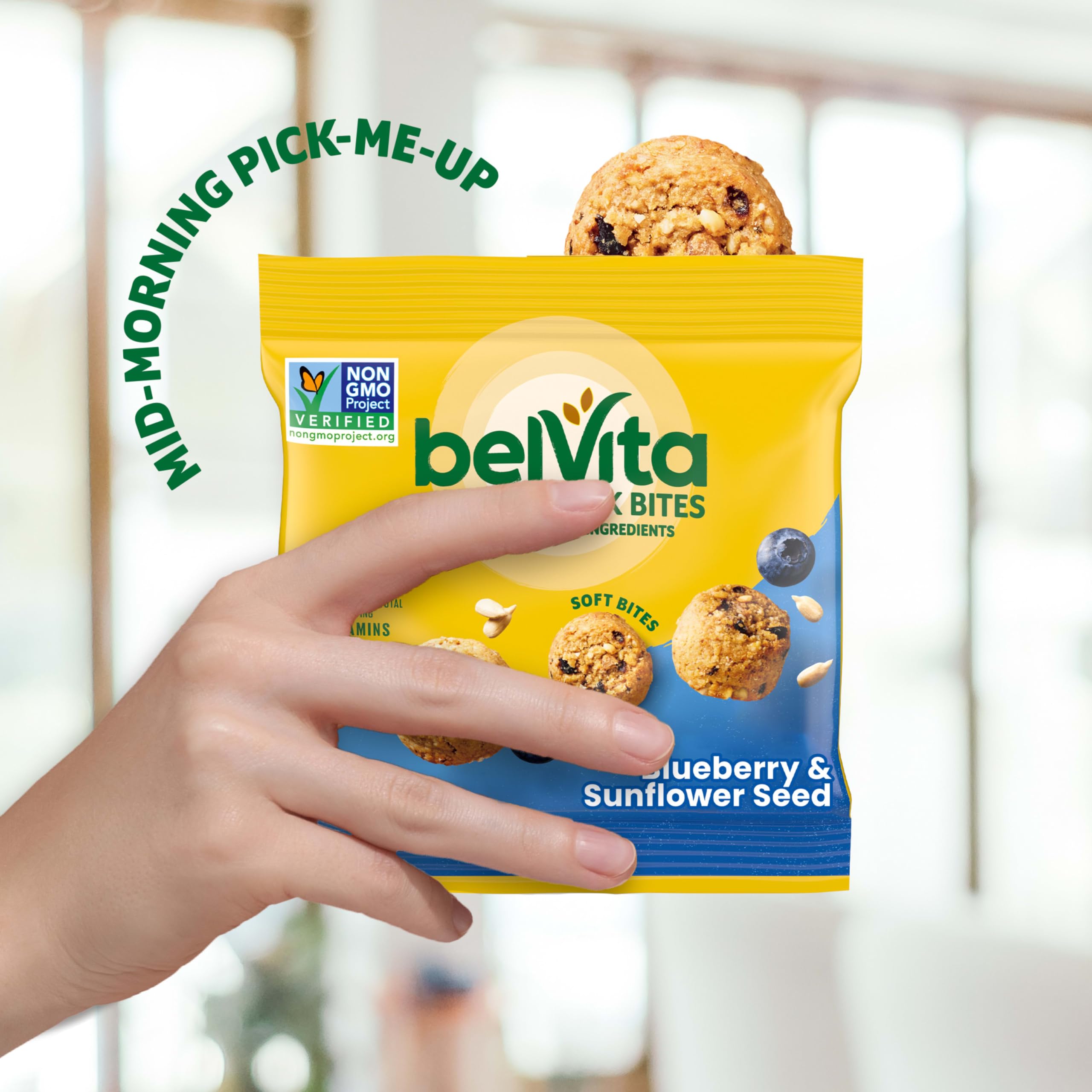 belVita Energy Snack Lot de 15 paquets de collations variées, banane chocolat noir et graines de tournesol, myrtille et graines de tournesol