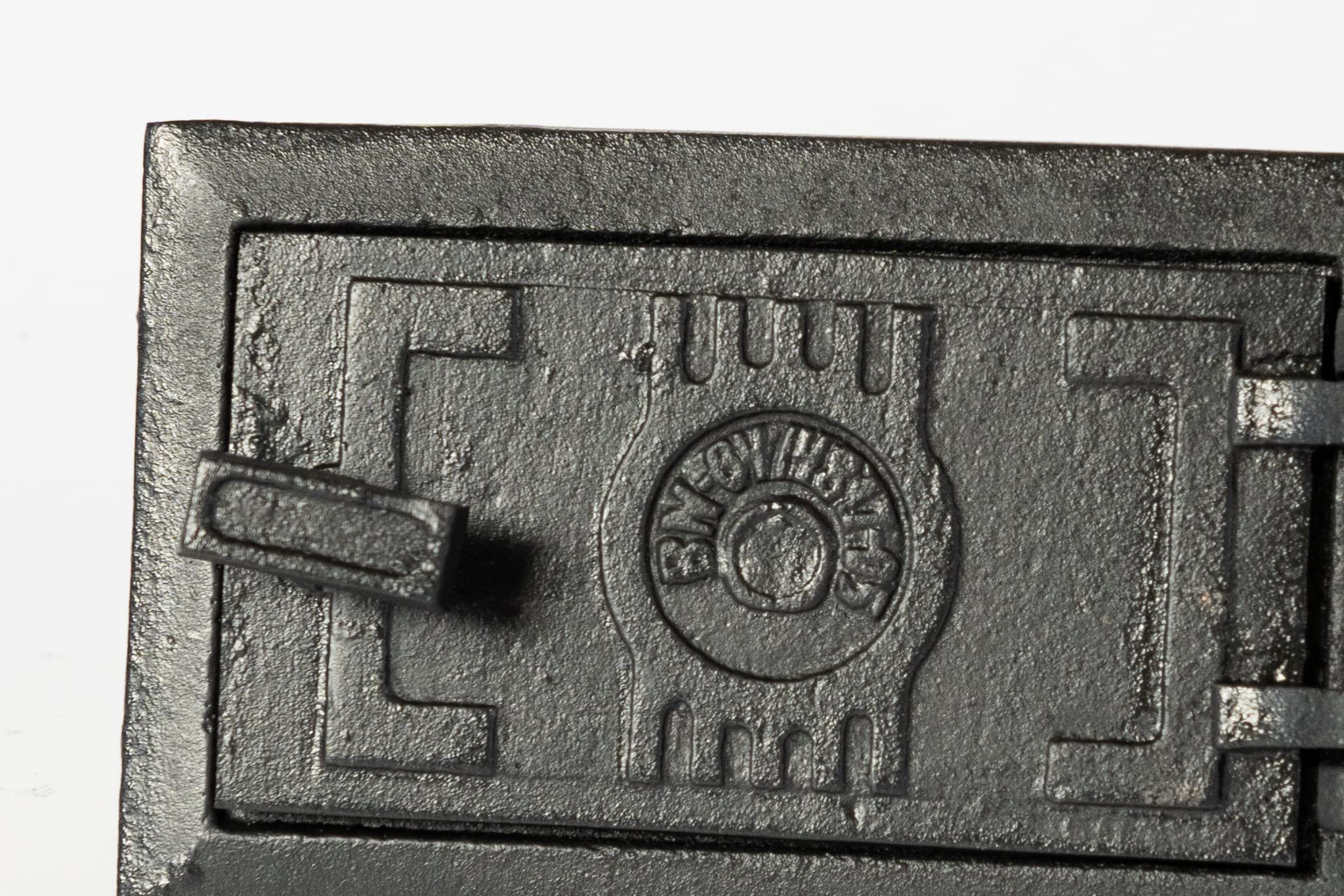 SEZAM Polish Foundry - Limpiador de chimenea de hierro fundido para puerta exterior, ancho 108 mm, altura 170 mm, color negro