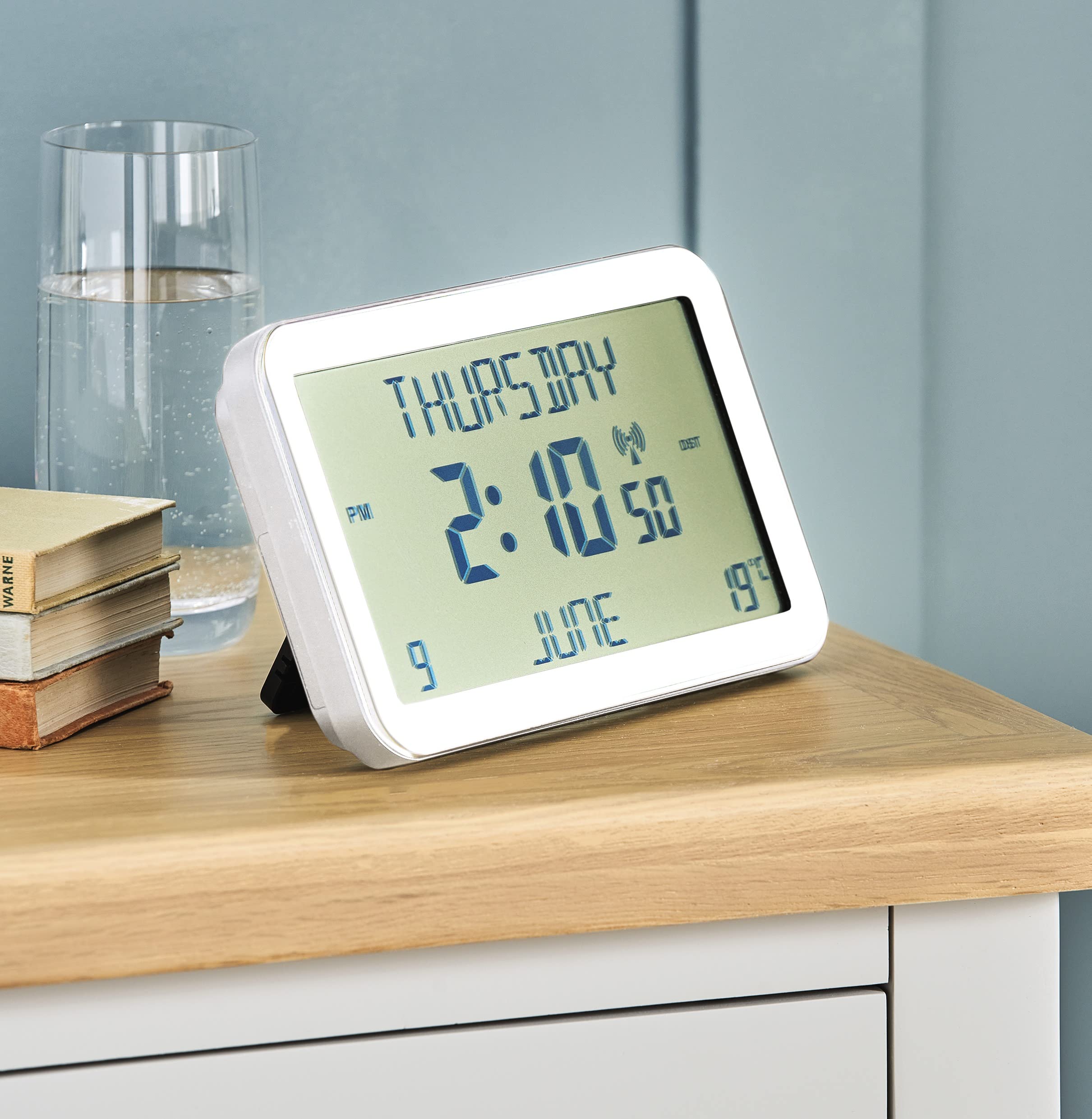 Buy Easy To Read Radio Controlled Clock 12.5 x 20 x 2cm Battery Powered Freestanding or Wall