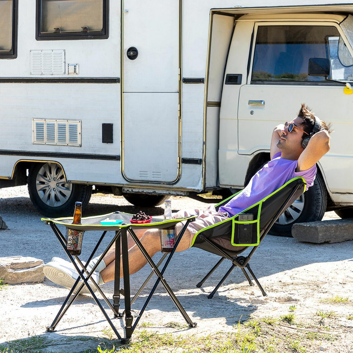 InnovaGoods® Tavolo da campeggio pieghevole leggero, tavolo da campeggio con borsa per il trasporto, tavolo pieghevole con 2 portabicchieri, tavolo portatile da esterno ideale per picnic.