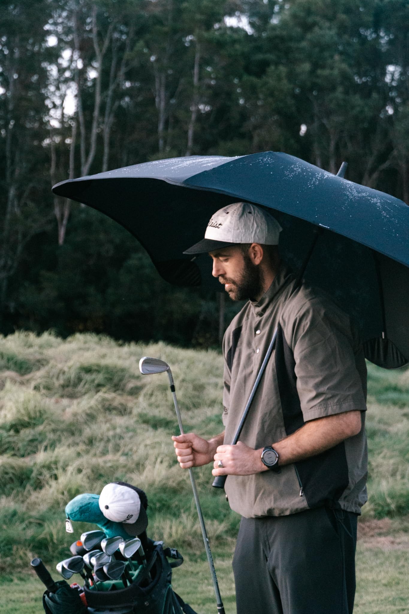 BLUNT Sport Umbrella, Extra Large Sports, Golf Umbrella for Wind and Rain, Portable, Repairable & Durable, B-Corp Certified, 146cm Diameter
