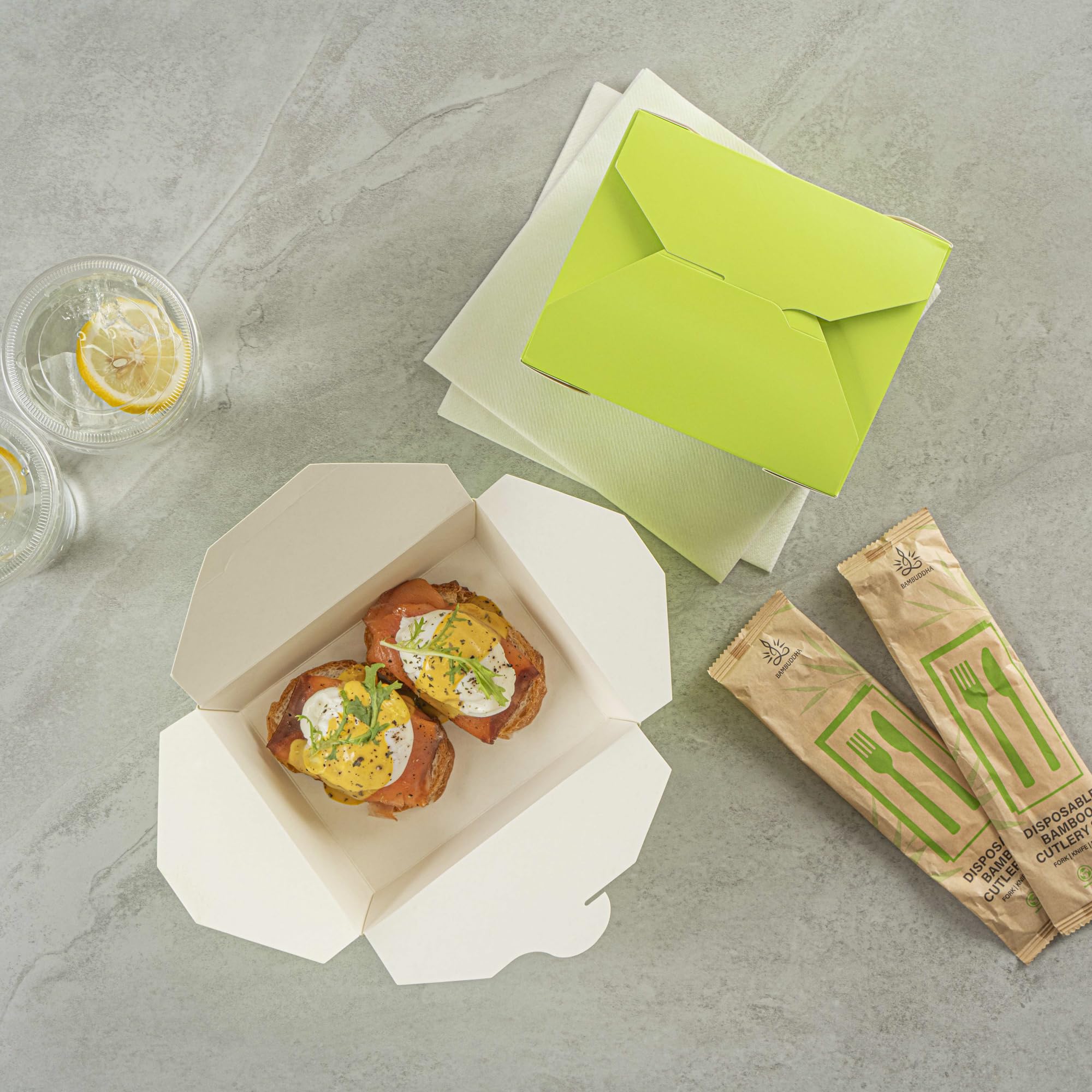 Restaurantware Bio Tek - Cajas para llevar de 1,275.7 g, 50 loncheras para llevar, con cierre de pestañas, resistentes al calor, de papel verde, desechables, a prueba de grasa, para alimentos fríos y