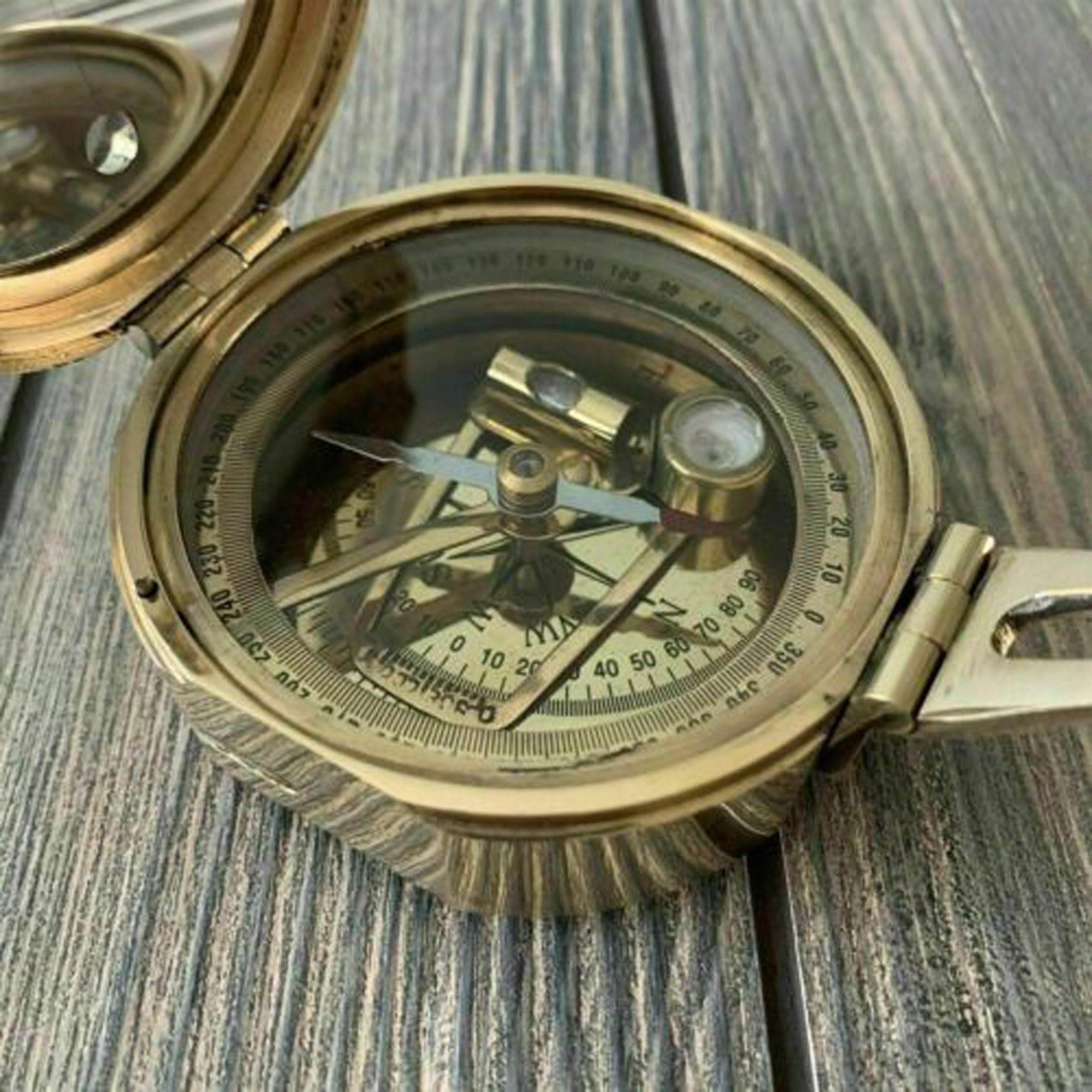 Brújula náutica vintage de latón, brújula vintage militar, náutica, brújula coleccionable antigua para exteriores, marítimo, vintage, latón, reloj de sol, brújula