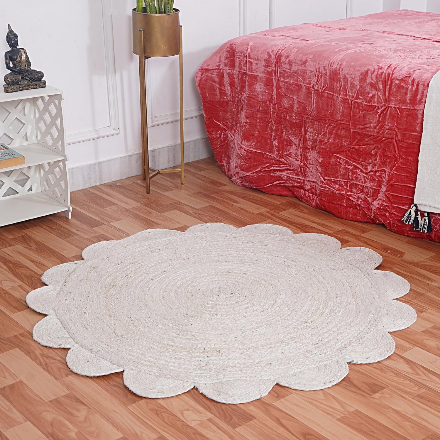 Mrida Weave Handwoven Scalloped Jute Area Rug – Natural Floor Carpet Mat for Living Room, Bedroom, Dining & Entryway Home Décor- 3x3 Feet Round (91 cmx91 cm) - White