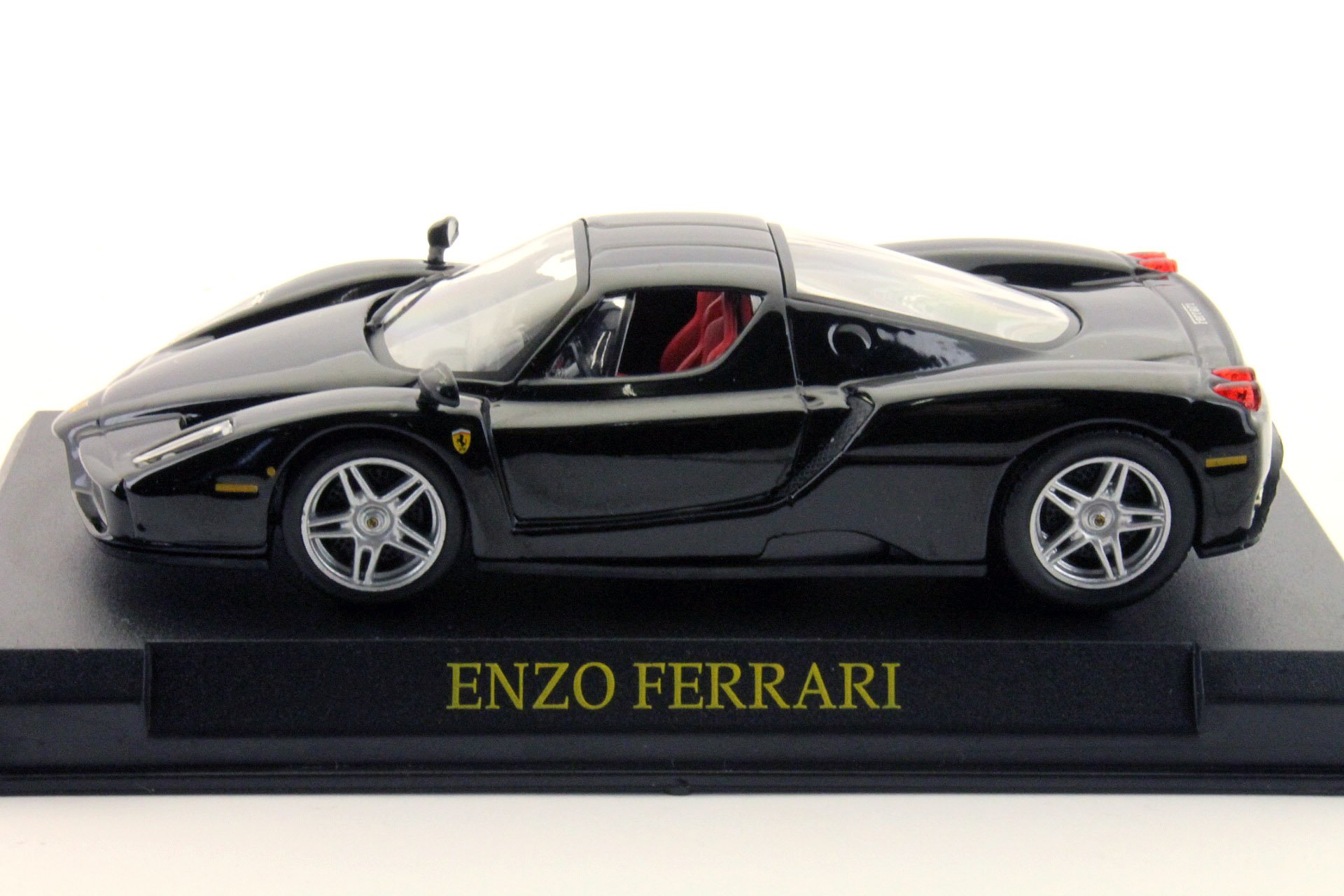 Ferrari Enzo 1/10 Altaya - Maquette Miniature De Collection, état D'occasion