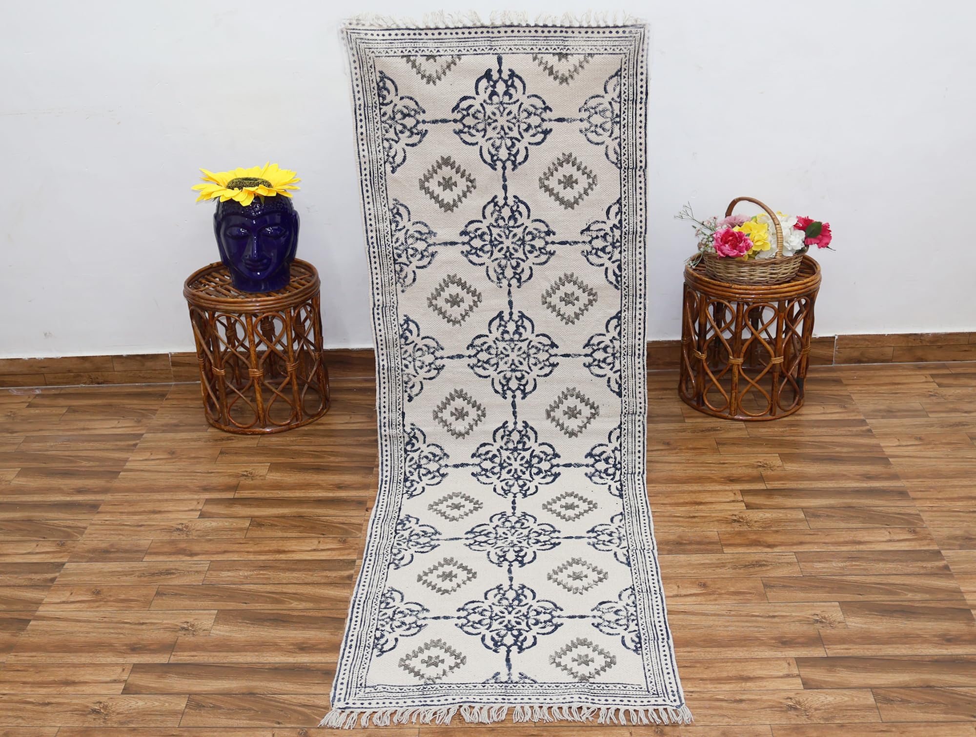 Baumwoll-Läuferteppich, 7,6 x 4,7 m, marineblau und grau, Baumwollteppich für enge Räume, Flur, Küche, Eingangsbereich, Innenbereich, gewebter Eingang, geometrisches Design, handgefertigt, Dhurries