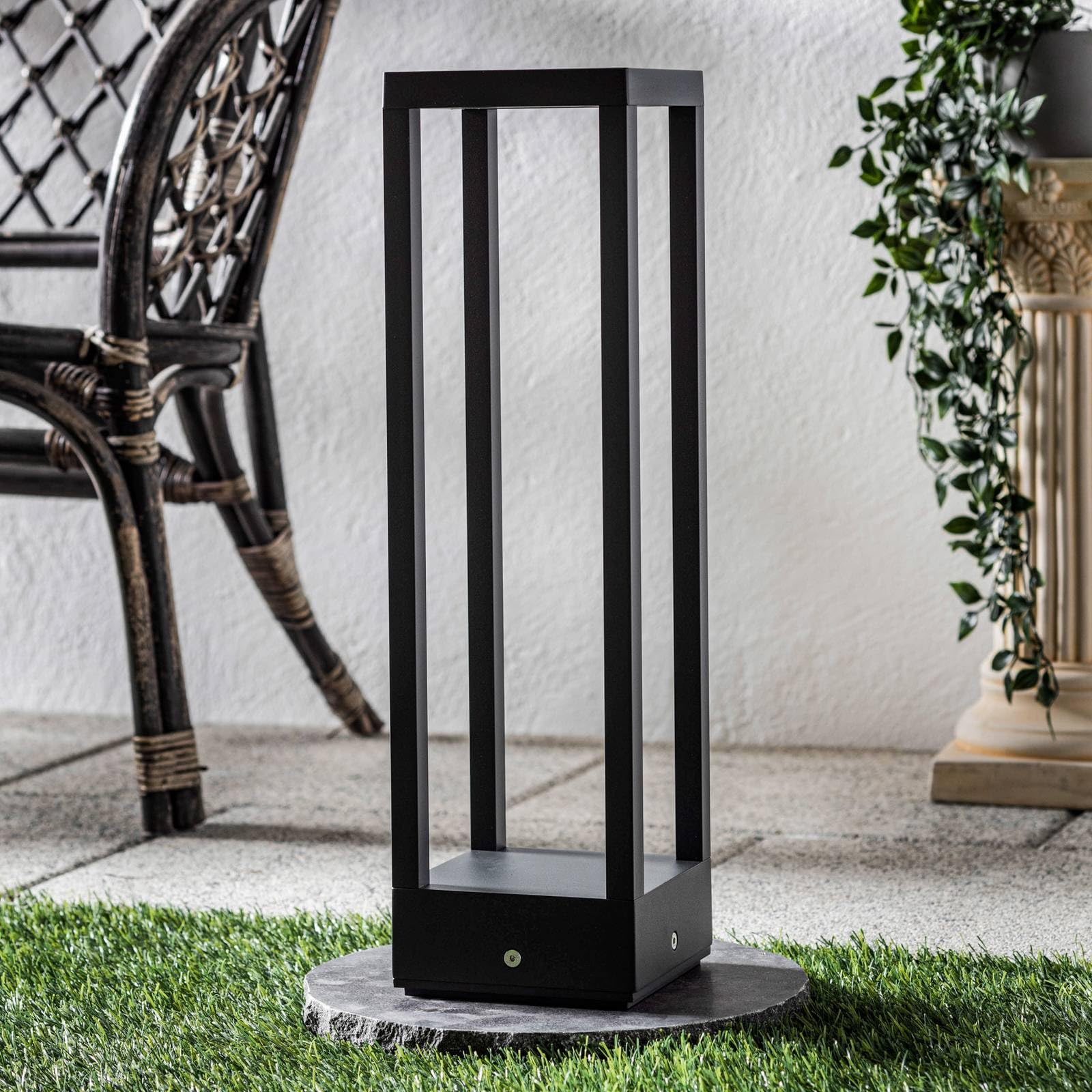 Lampada LED da esterni 'Carlota' (Moderno) colore Grigio, in Alluminio (1 luce, lampadina inclusa) di Lucande | lampioncino, paletto luminoso, lampada da viale, lampione