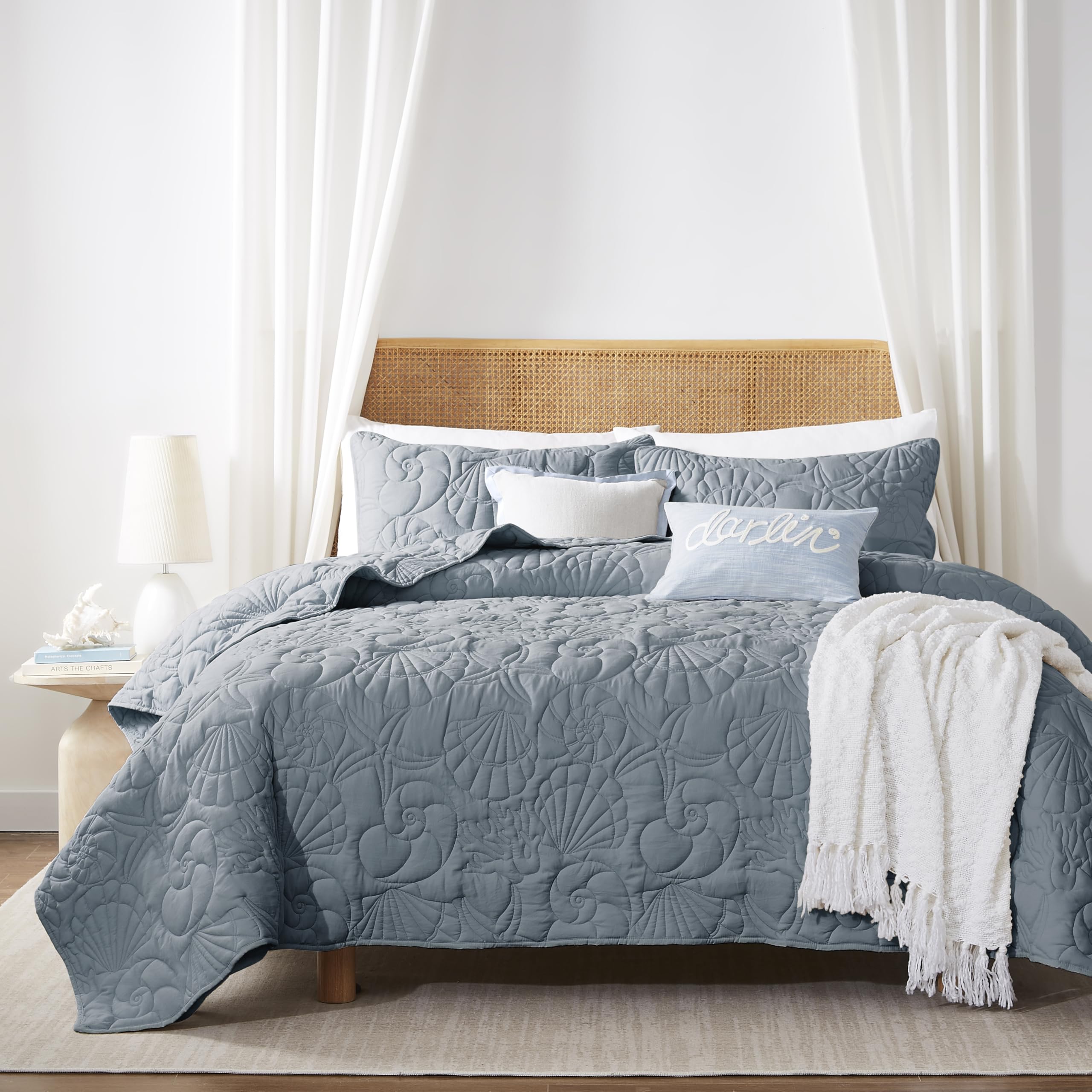 WDCOZY Coastal Beach Twin Size Quilt Bedding Sets, Blue Nautical Tropical Ocean Bedspread, Scallop Seashell Soft Coverlet, Lightweight Summer Thin