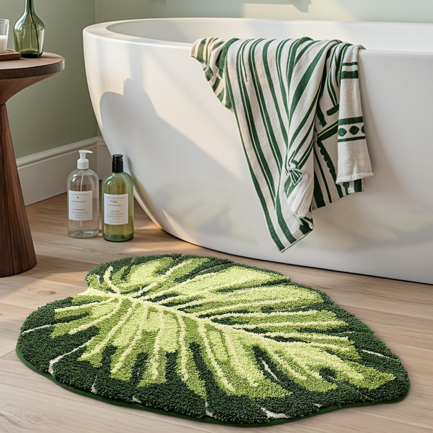 DEXI Tappeto Bagno Antiscivolo 80 x 120 cm, Tappetino Bagno Super Assorbente con Motivo Foglia di Monstera, Lavabile in Lavatrice, Decorazione Tropicale per Doccia, Verde