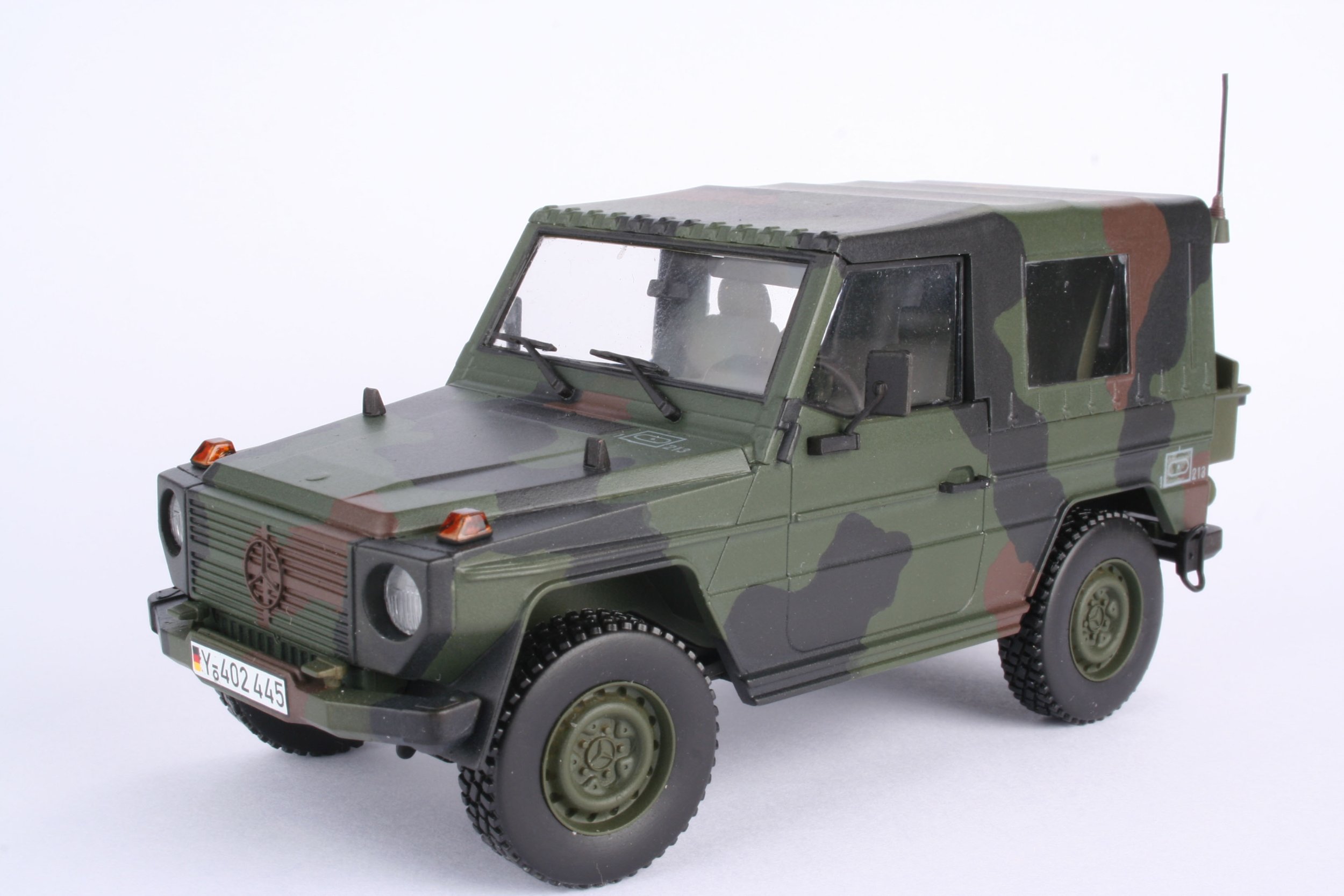 Revell Zestaw modelarski 03069 – ciężarówka lekki wilk krótki rozstaw kół w skali 1:35