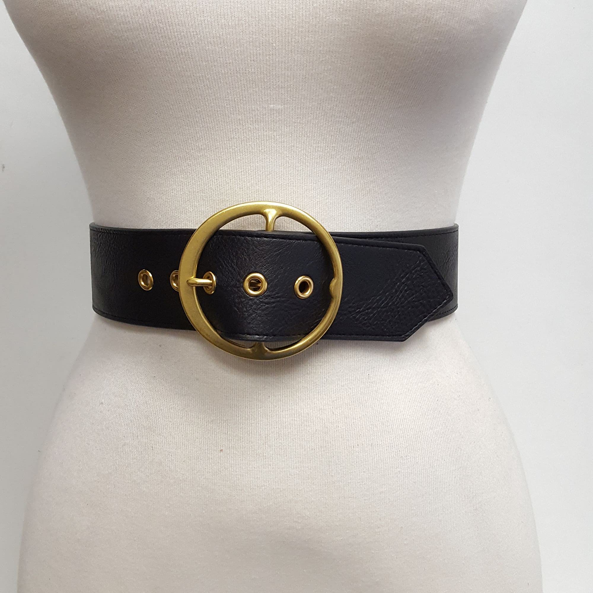 Axesoria Signature Statement Round Buckle Belt (S/M, Black(Gold Buckle))